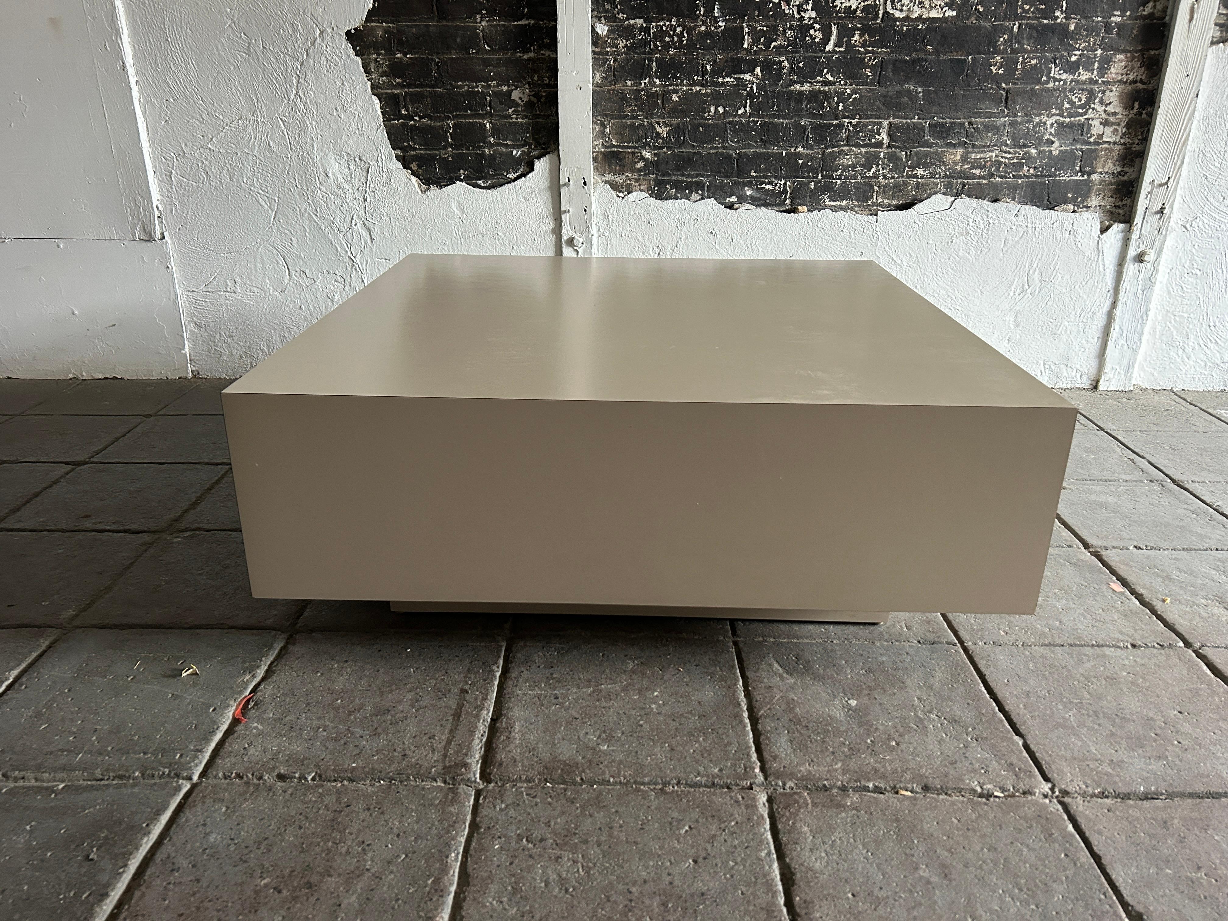 Mid-Century Modern cube Square tan Laminate floating Coffee Table In Good Condition In BROOKLYN, NY