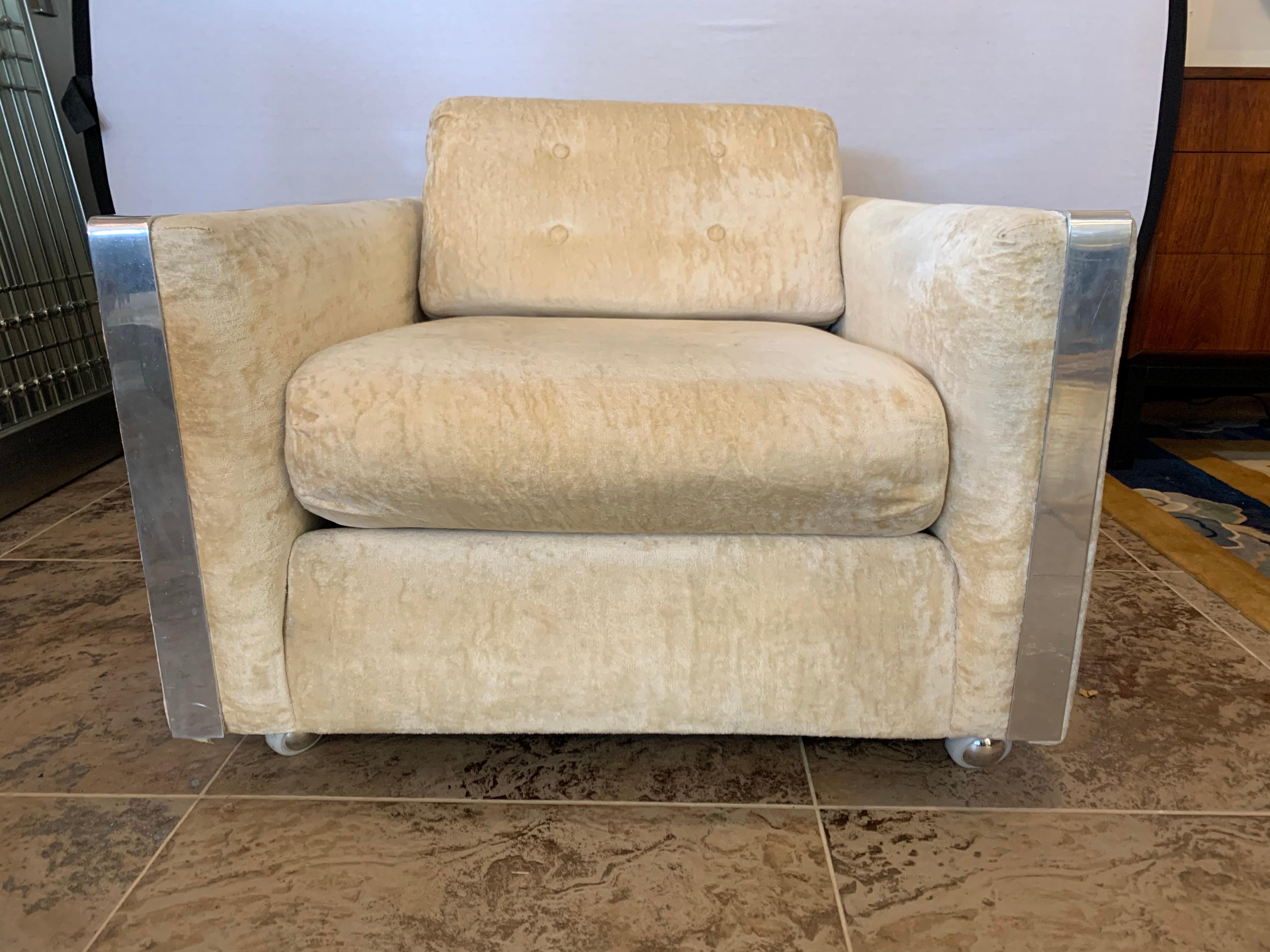 Mid-Century Modern Cubist Chrome and Velvet Fabric Lounge Chair 7