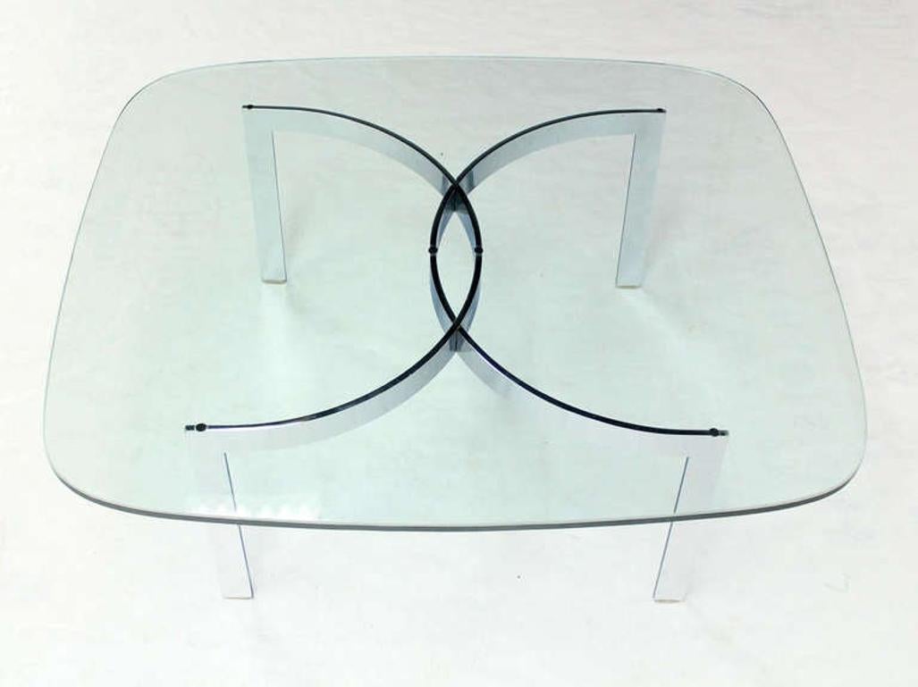 American Mid Century Modern Curved Bent Chrome Base Glass Top Coffee Table Bauhaus Chanel For Sale