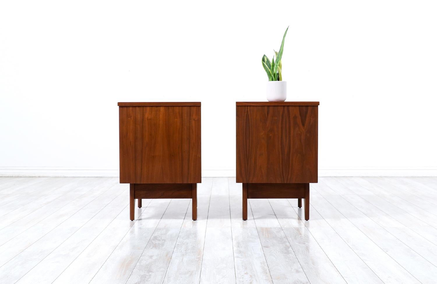 American Mid-Century Modern Curved-Front Night Stands by Young Furniture Co. For Sale