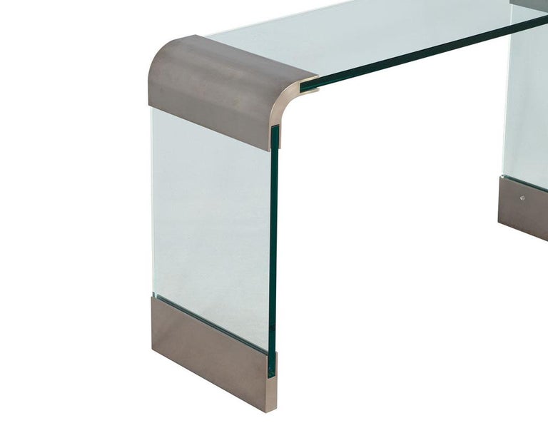 Late 20th Century Mid-Century Modern Curved Glass and Stainless-Steel Console Table by Pace For Sale