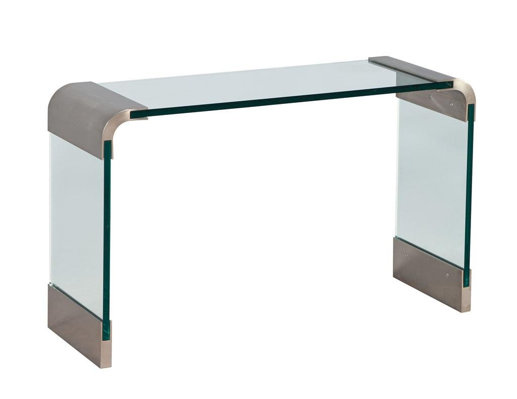Late 20th Century Mid-Century Modern Curved Glass and Stainless-Steel Console Table by Pace For Sale