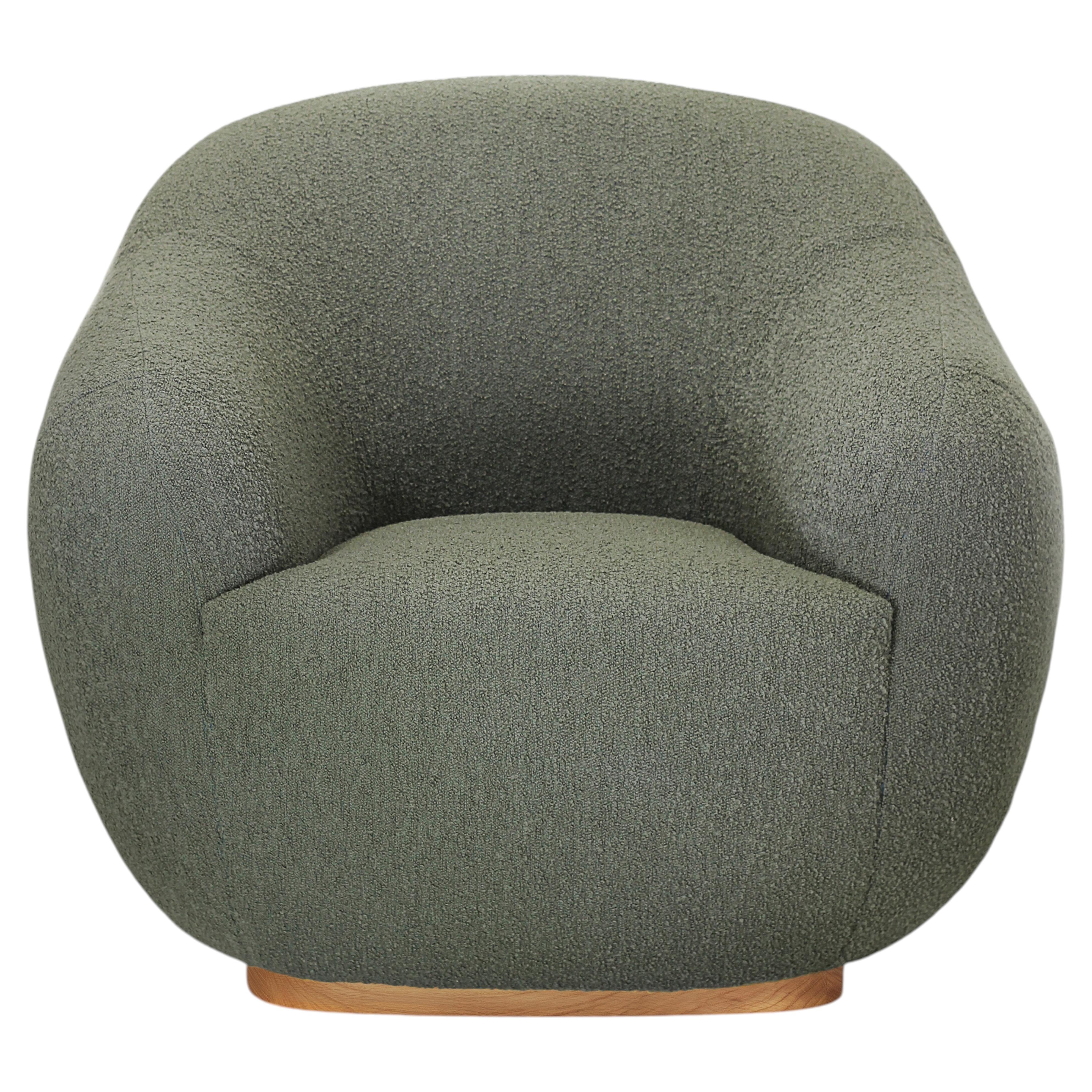 Mid-Century curved sage bouclé oak Niemeyer II lounge chair by InsidherLand