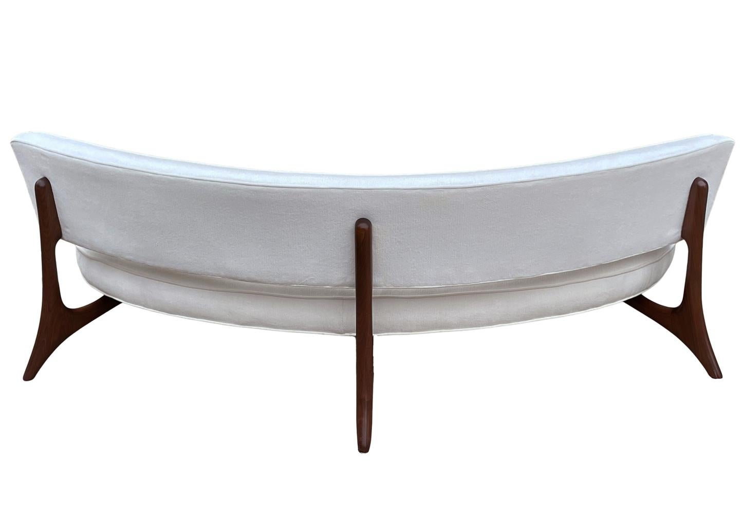 Mid-Century Modern Curved Sofa Floating Sofa by Vladimir Kagan in White & Walnut 8