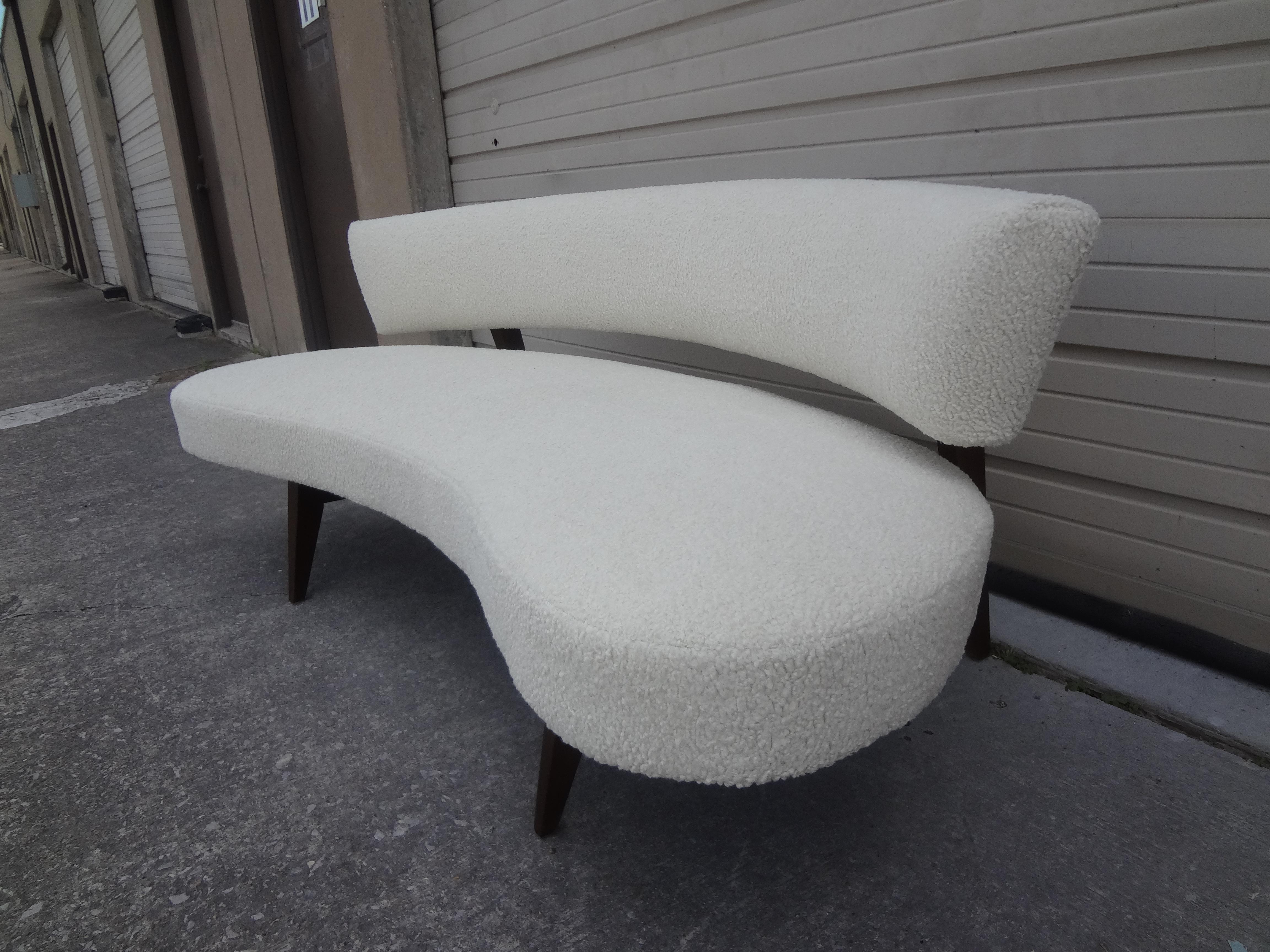 Mid-Century Modern Curved Floating Sofa Upholstered in White Bouclé 2