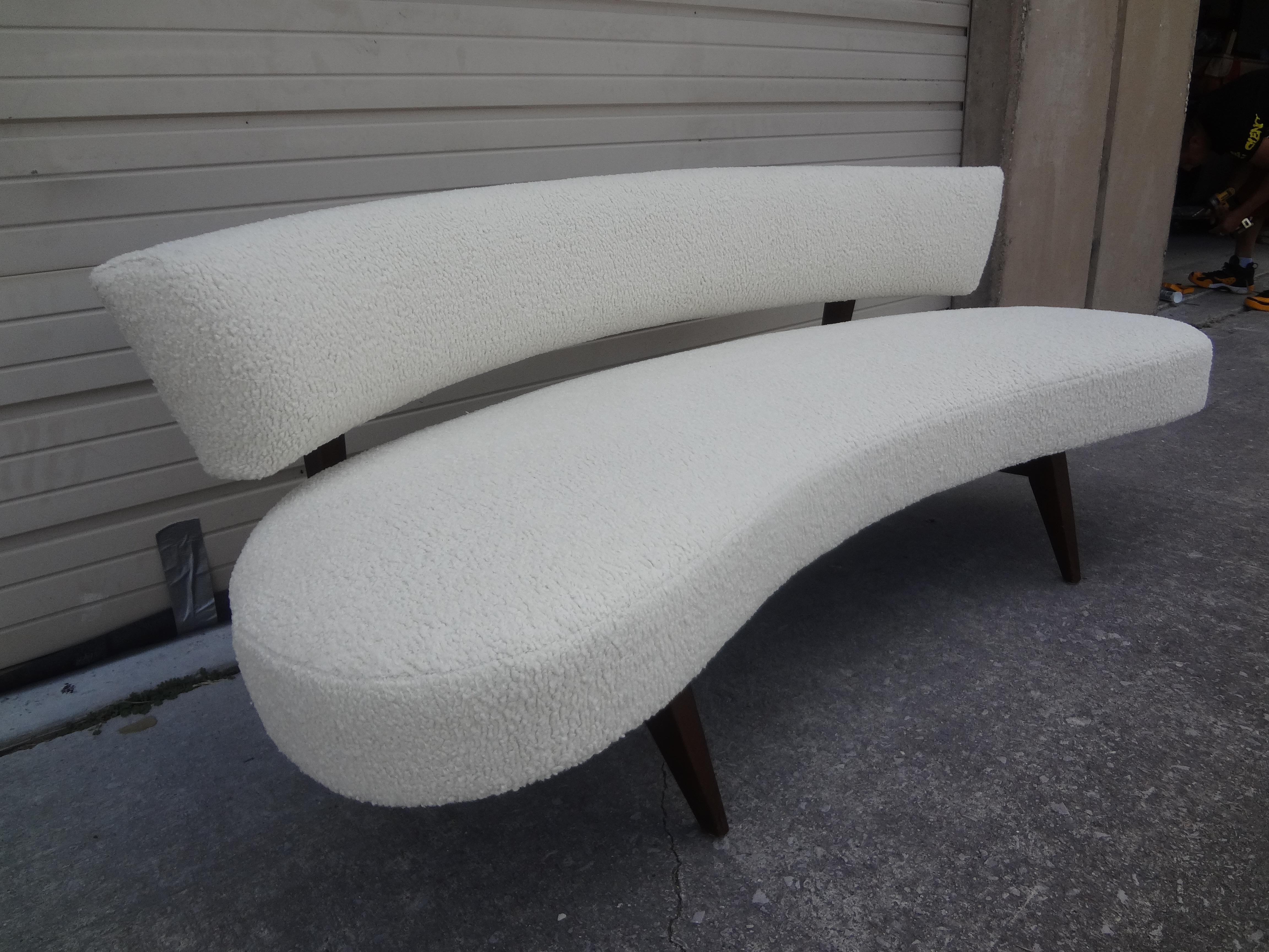 Mid-Century Modern Curved Floating Sofa Upholstered in White Bouclé 3