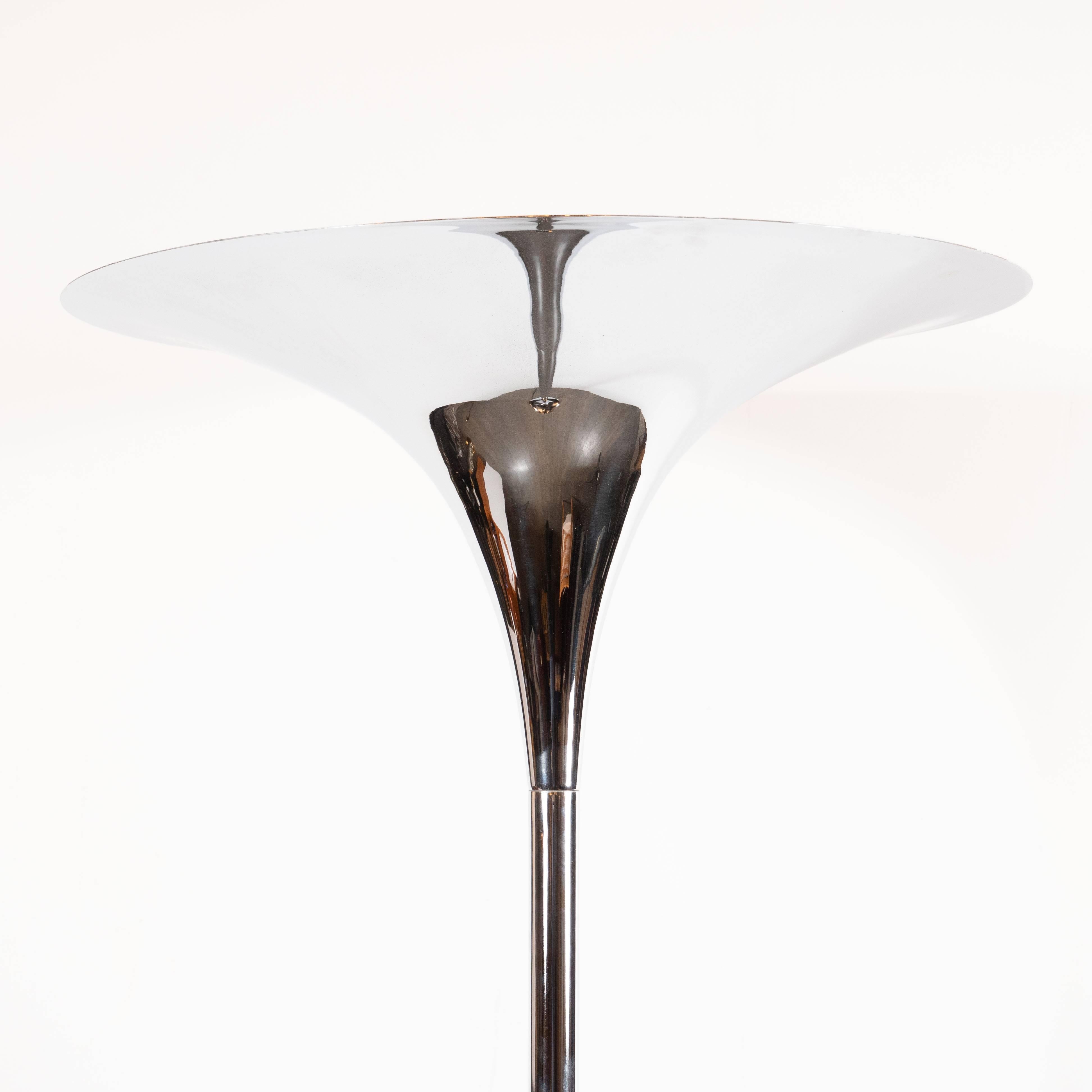 Late 20th Century Mid-Century Modern Curvilinear and Sculptural Tulip Lamp in Lustrous Chrome