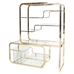 Etagere curvilineo in ottone lucido e vetro di Milo Baughman, stile metà del secolo scorso