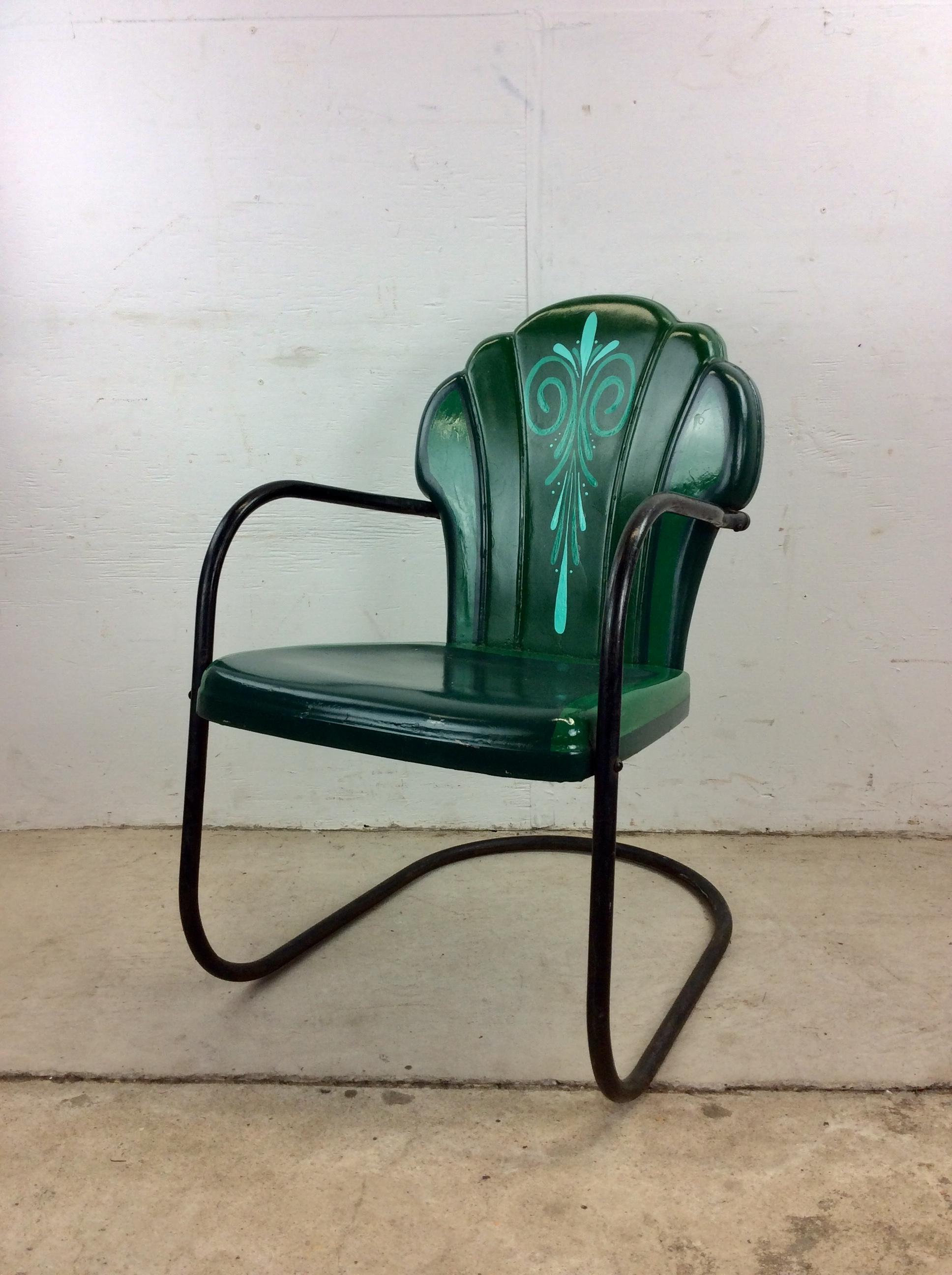 Mid-Century Modern Chaise d'extérieur peinte sur mesure du milieu du siècle dernier avec base en porte-à-faux en vente