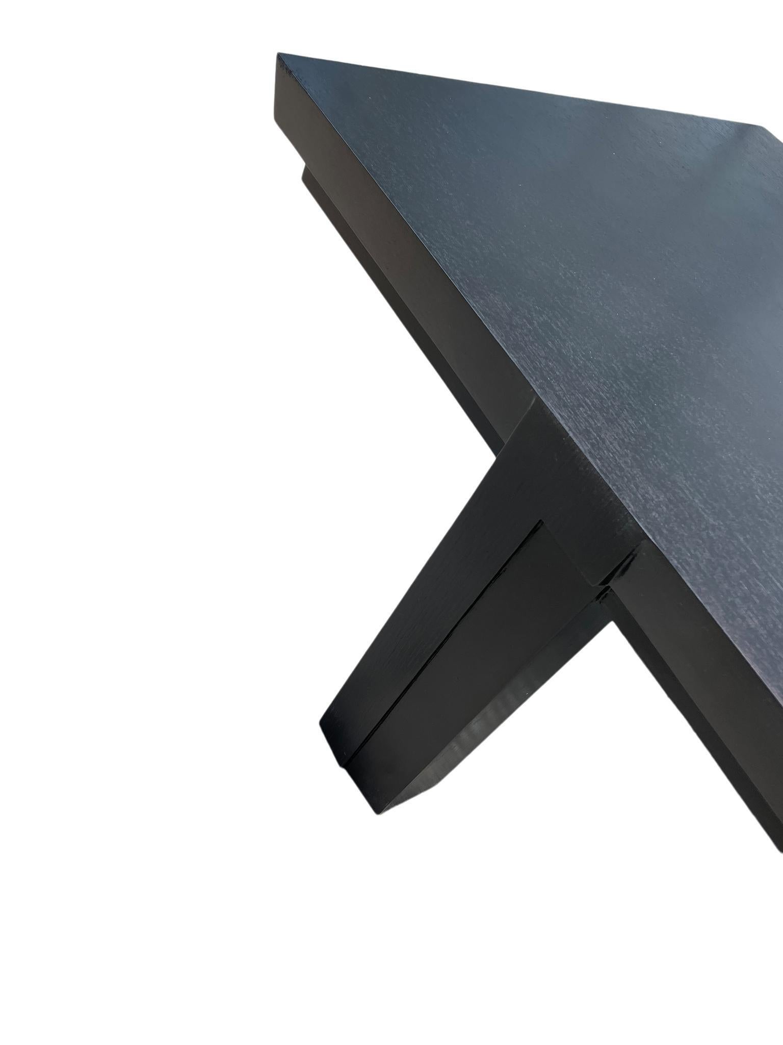 Fin du 20e siècle Table basse en bouleau massif sur mesure The Moderns Banc laqué noir en vente