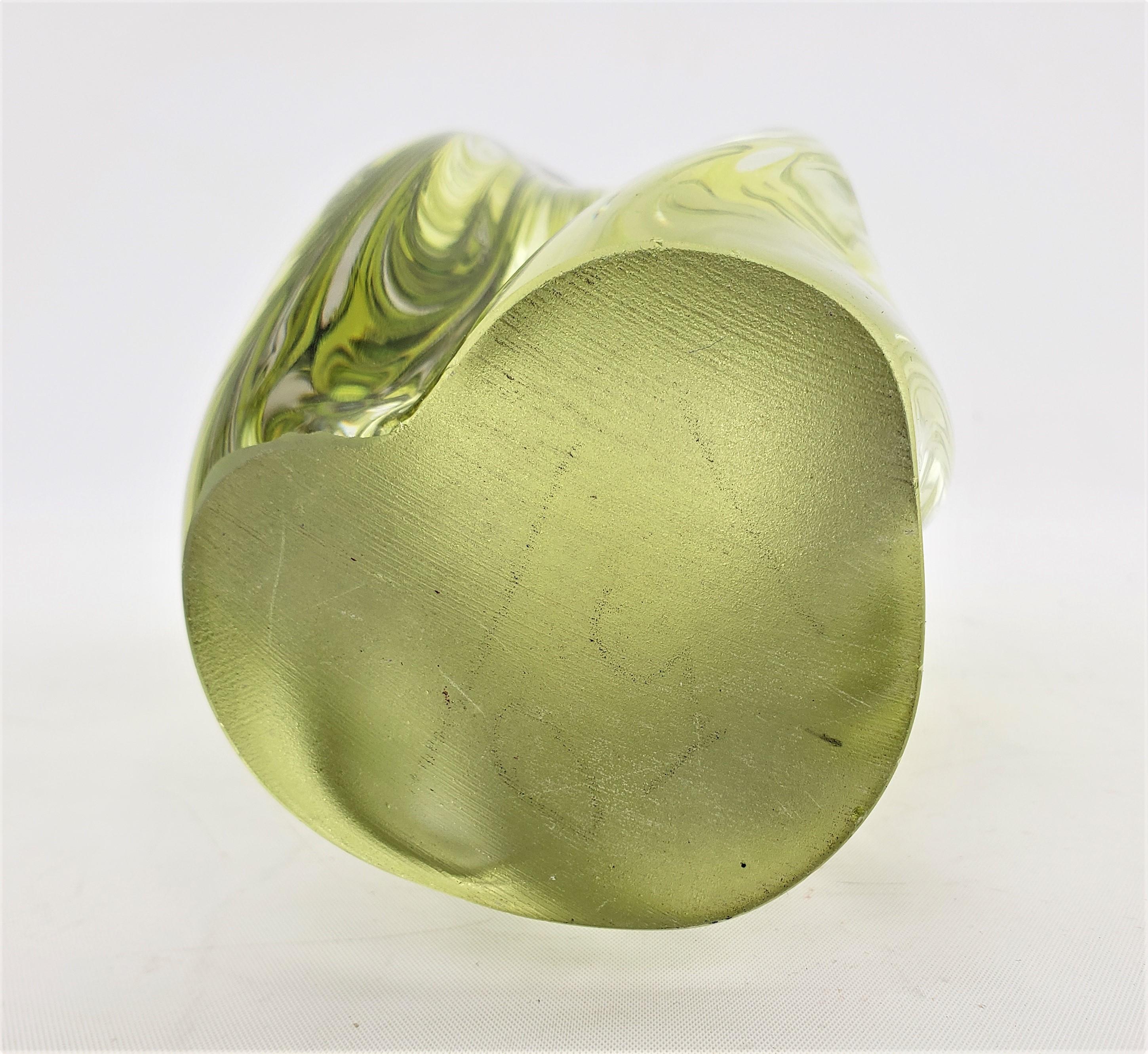 Mid-Century Modern Czech Republic Uranium Art Glass 'Propeller' Styled Vase For Sale 1