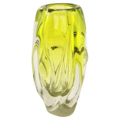 Mid-Century Modern Czech Republic Uranium Art Glass 'Propeller' Styled Vase