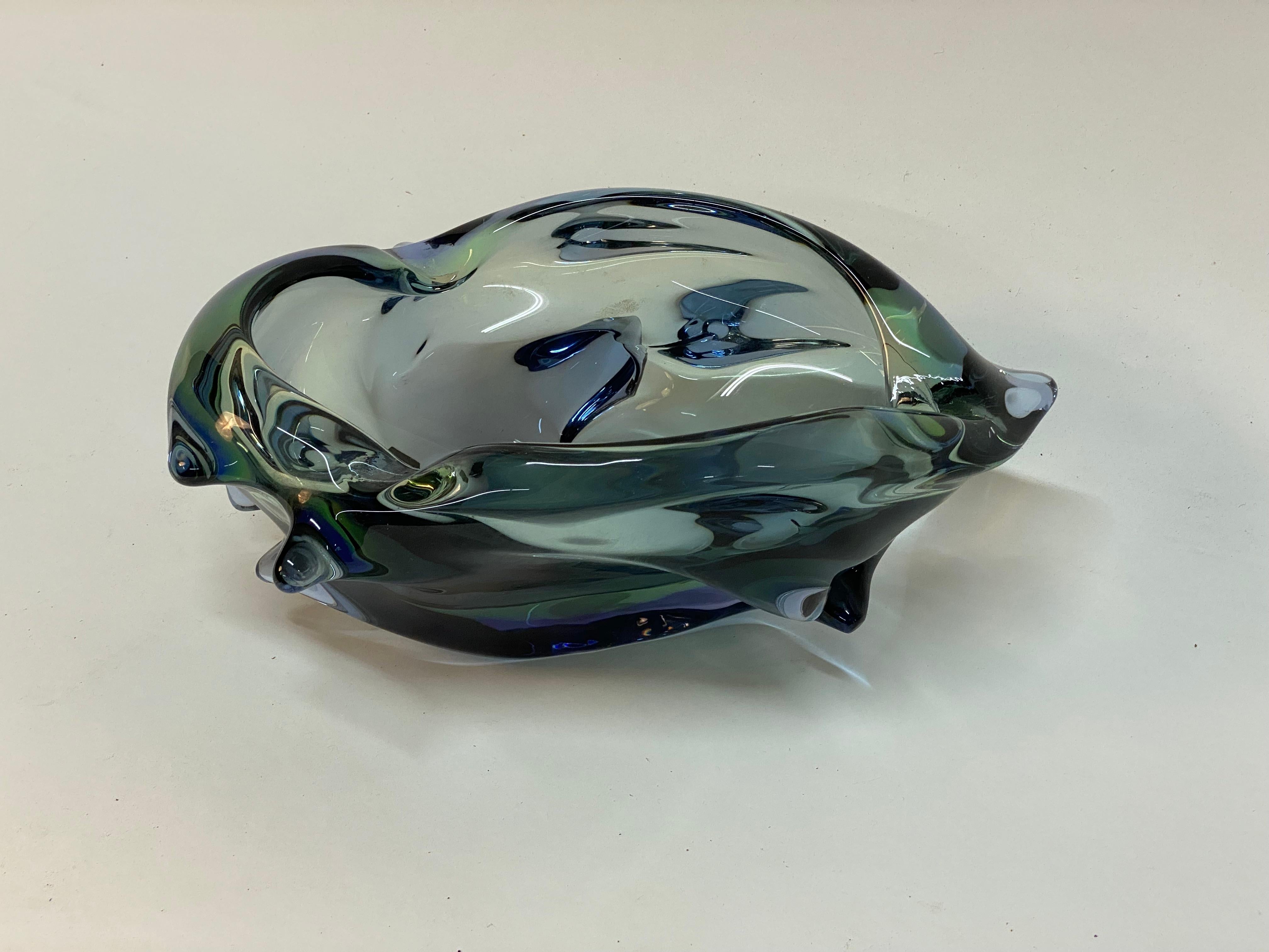 Mid Century Modern Czechoslovak Freeform Art Glass Bowl For Sale 2