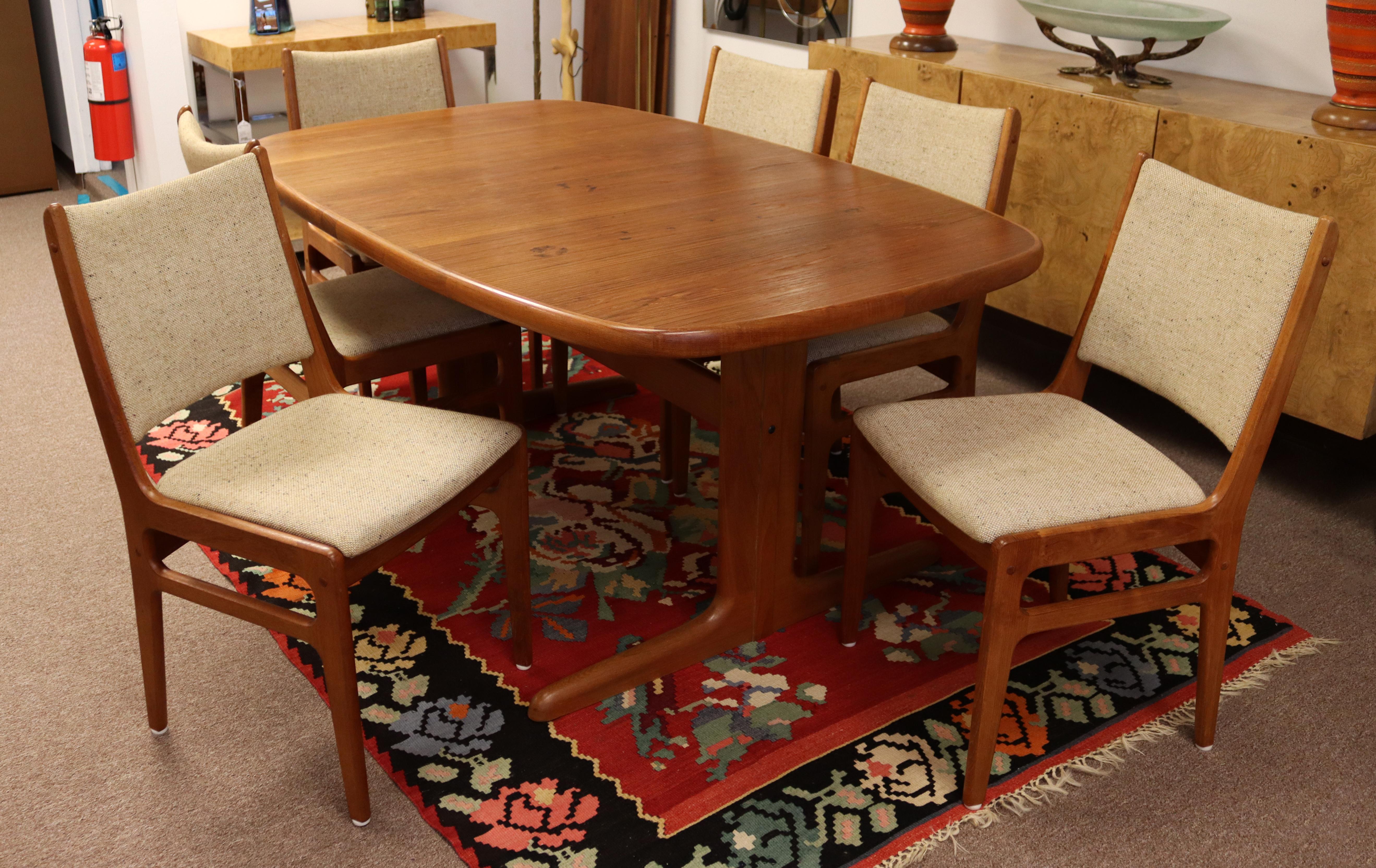 Mid-Century Modern Mid Century Modern D Scan Danish Teak Dining Set Table & 6 Chairs 1960s 2 Leaves