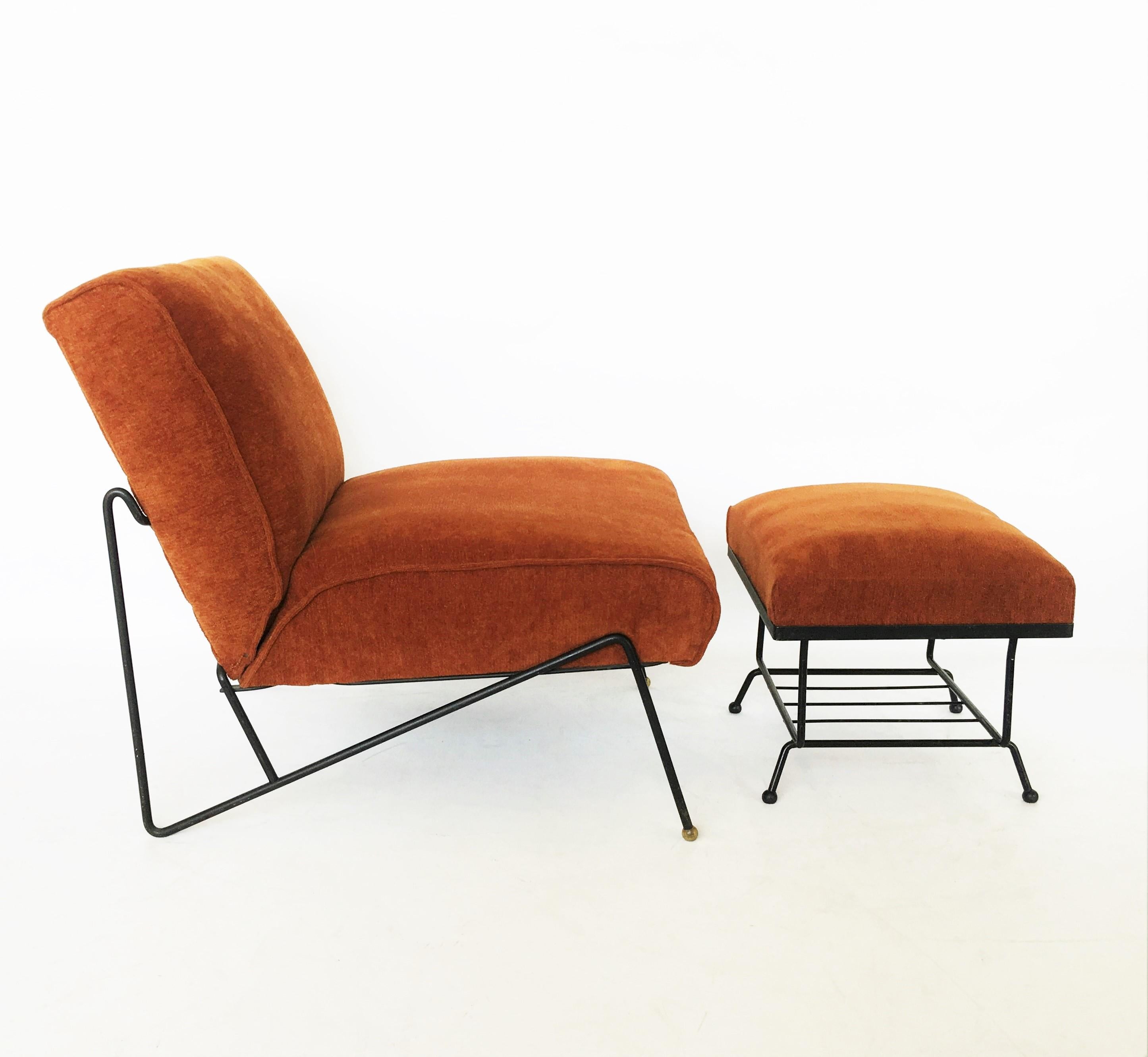This set of lounge chair and ottoman by Dan Johnson for Pacific Iron is spectacular. Comfortable and equally fashionable, features clean lines, and a timeless design that never goes out of style. The chair has a black sculptural iron frame,