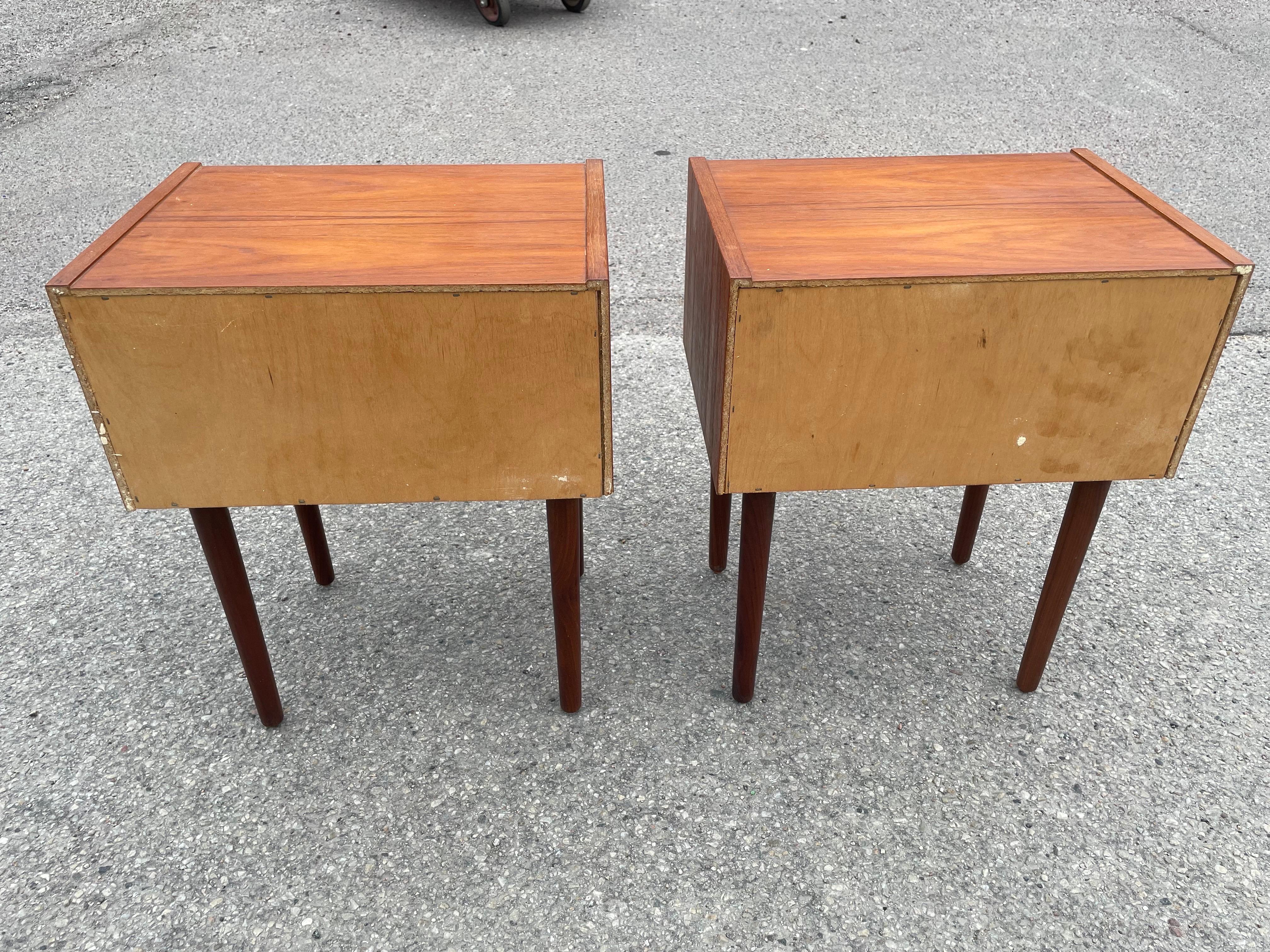 Mid century modern Danish 1960´s teak night stands In Good Condition For Sale In Copenhagen, DK