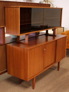 Mid-Century Modern Dänisch 2-Tier Teakholz Kredenz Schwebe Hutch Kurt Ostervig Era