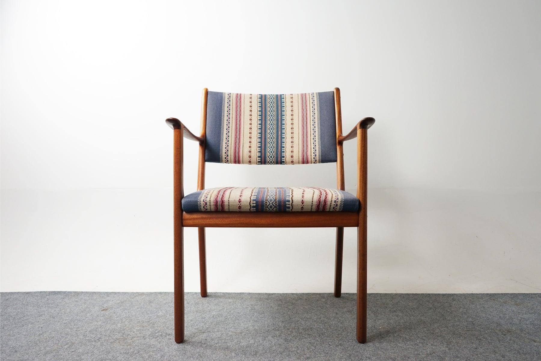 Mid-Century Modern Danish Arm Chair in Mahogany by Ole Wanscher P. Jeppesen In Good Condition In VANCOUVER, CA