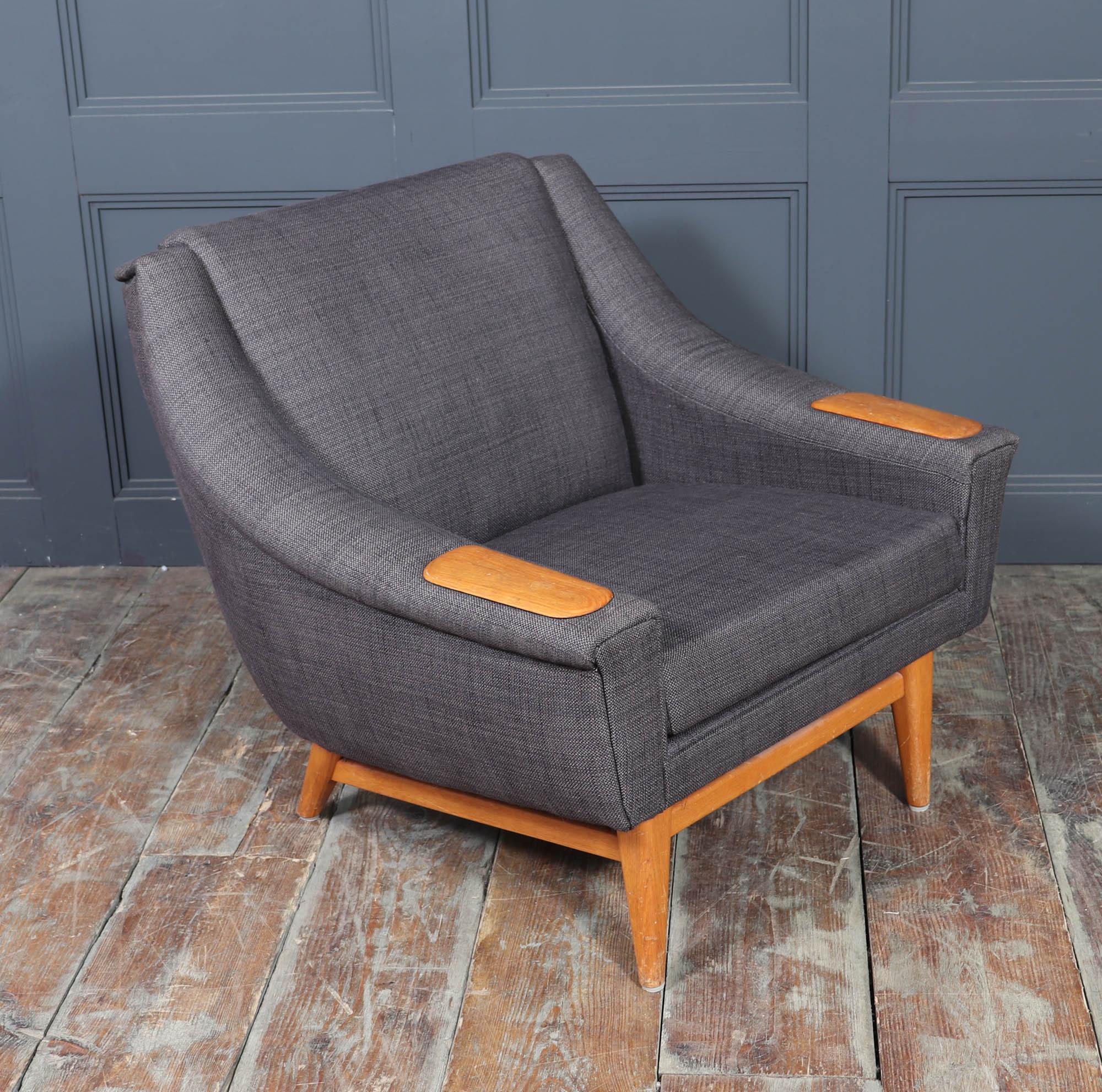 Sillón danés moderno de mediados de siglo con reposabrazos de roble, c. 1960 mediados del siglo XX en venta