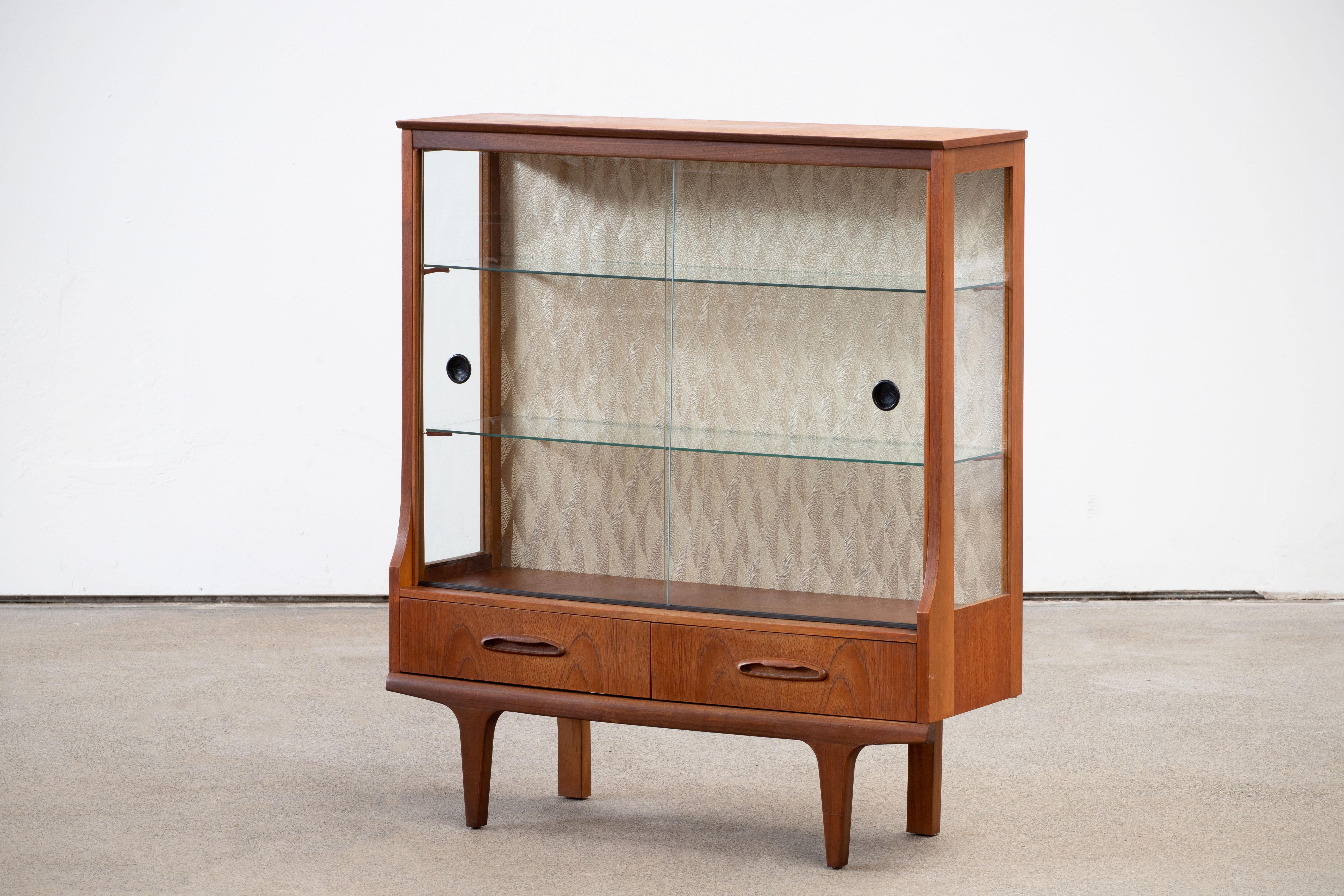 Mid-Century Modern Danish Bookcase/Cabinet 2