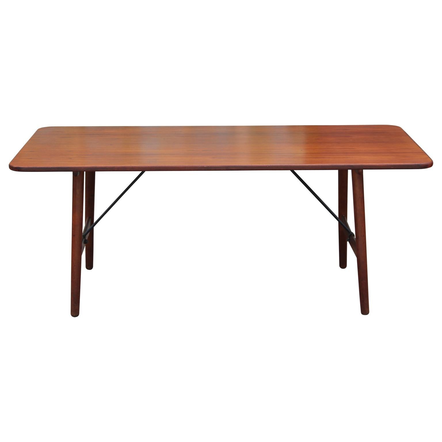 Mid-Century Modern Danish Borge Mogensen 'Hunting' Dining Table In Good Condition In Houston, TX
