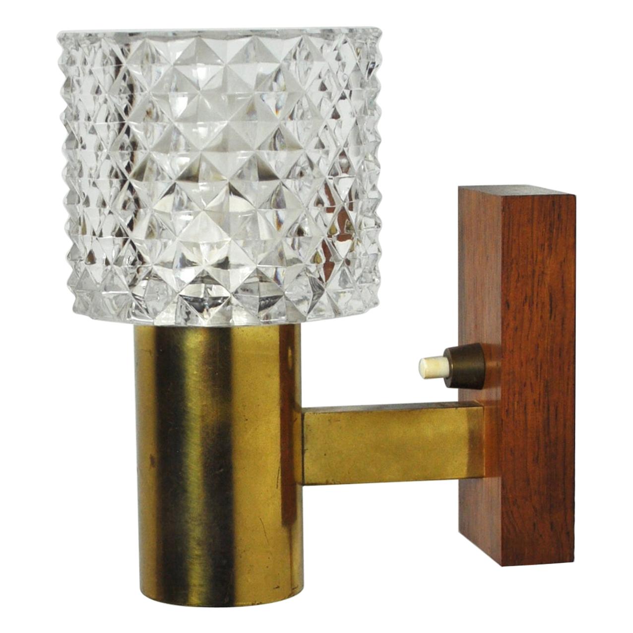 Mid-Century Modern Danish Brass and Teak Sconce, 1960s For Sale