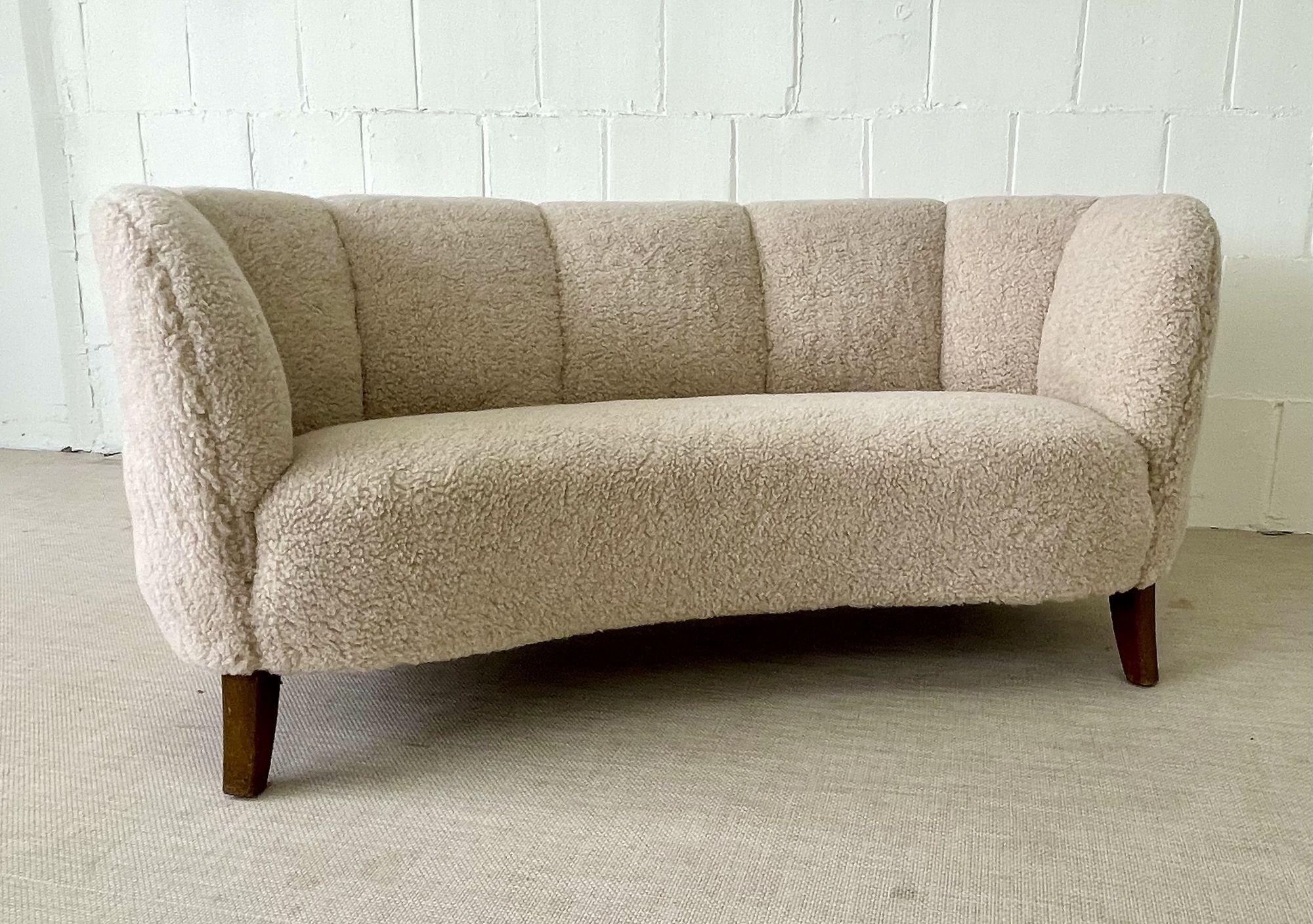 Mid-Century Modern Danish Cabinet Maker Sofa / Settee Two-Seater, Lambswool In Good Condition In Stamford, CT