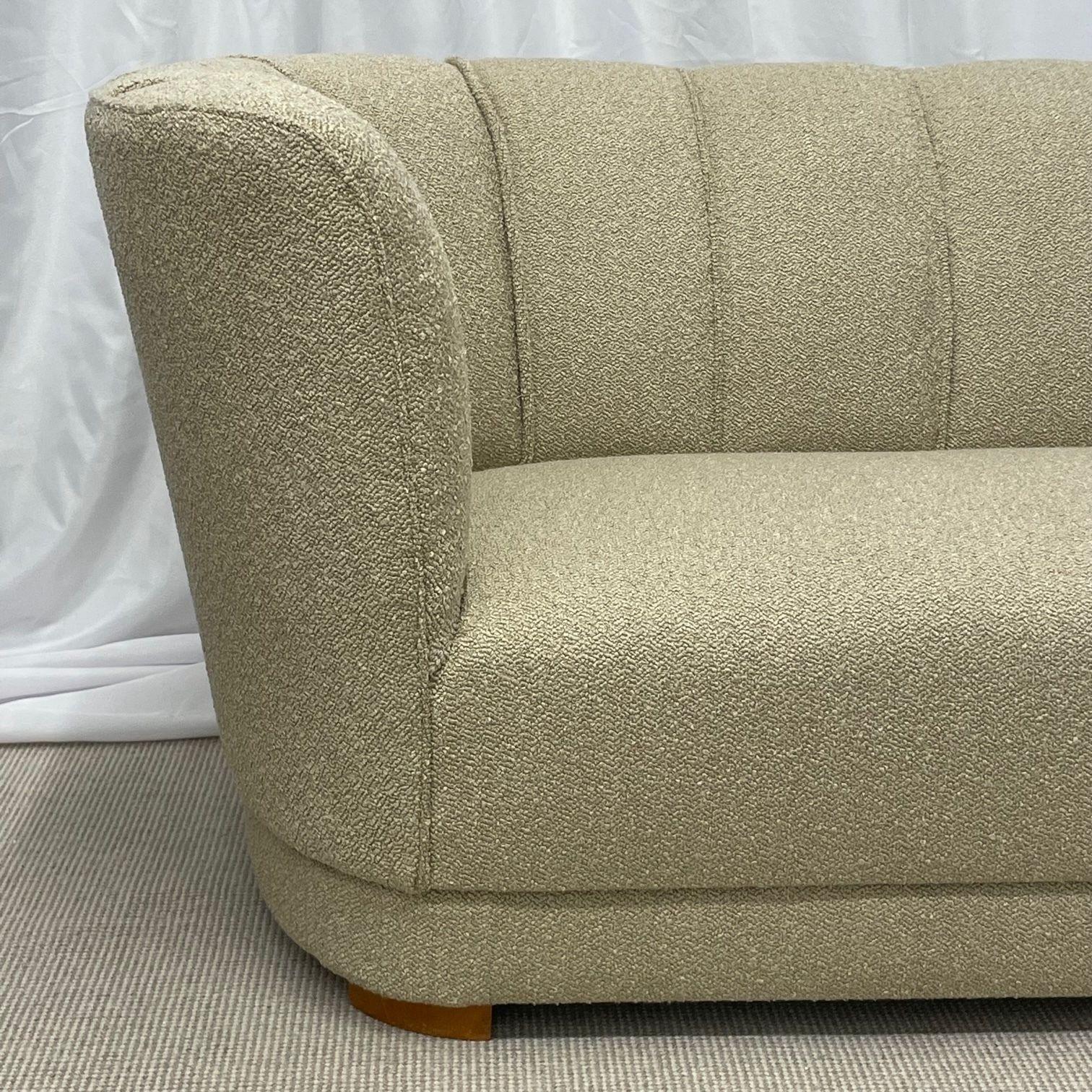 Mid-20th Century Flemming Lassen Style, Danish Mid-Century Modern, Curved Sofa, Boucle, 1940s For Sale