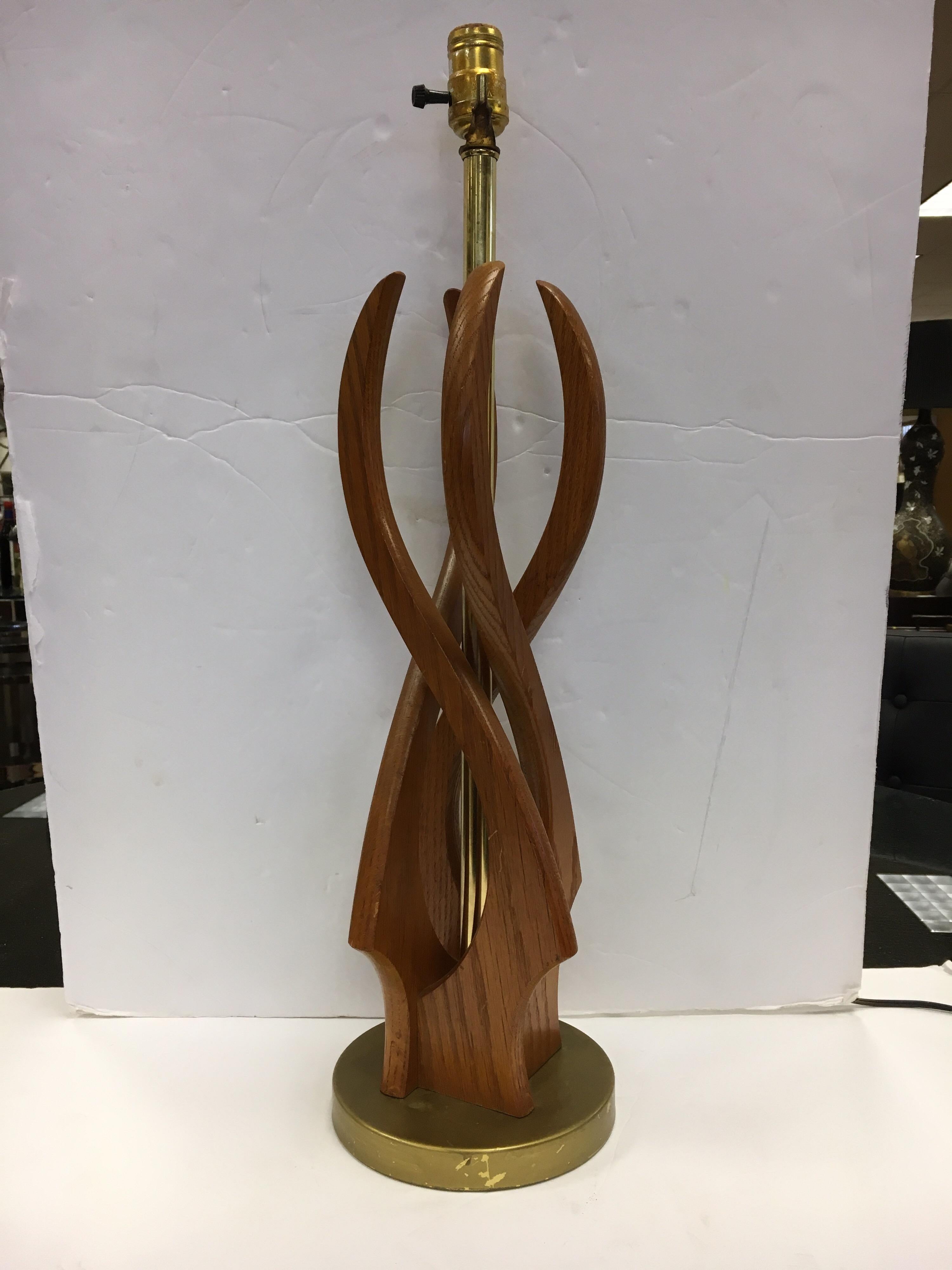 Mid-Century Modern Danish Carved Sculptural Teak Table Lamp In Good Condition In West Hartford, CT