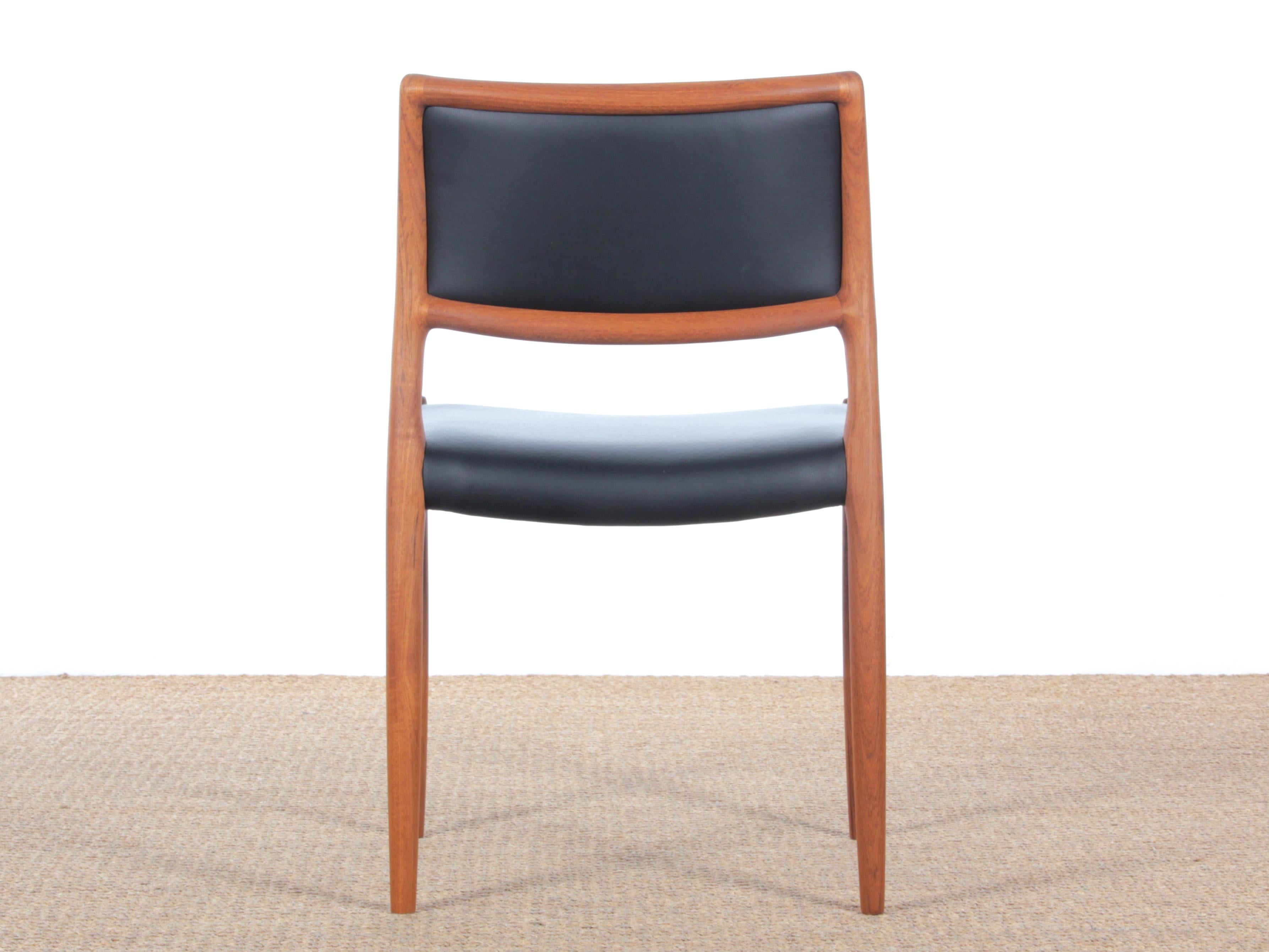 Mid-Century Modern Danish Chair Model 80 by Niels Møller, New Edition In Good Condition For Sale In Courbevoie, FR