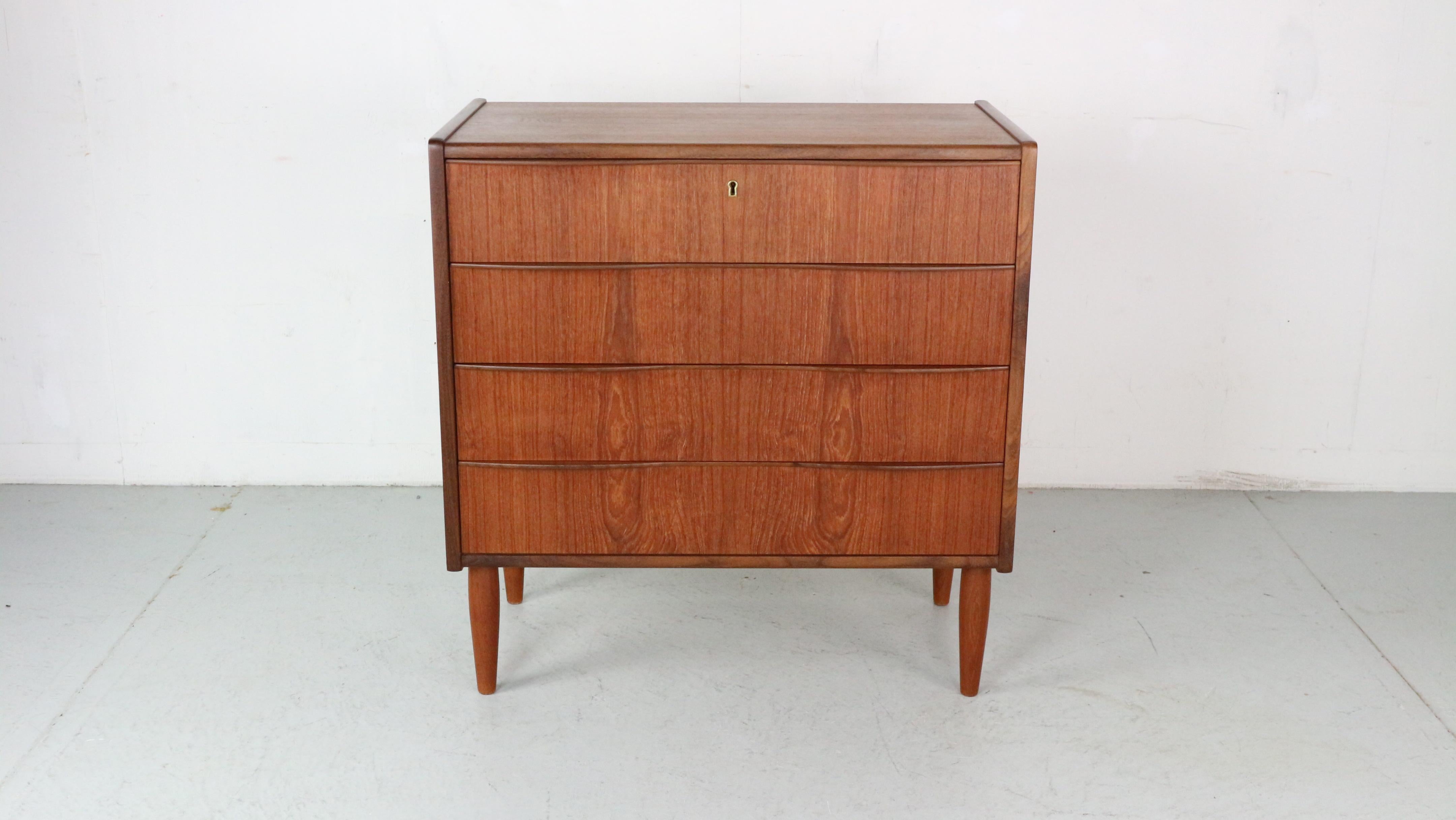 Mid-20th Century Mid-Century Modern Danish Chest of 4 Drawers, Tallboy in Teak, Denmark, 1960 For Sale