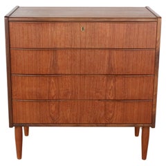 Mid-Century Modern Danish Chest of 4 Drawers, Tallboy in Teak, Denmark, 1960