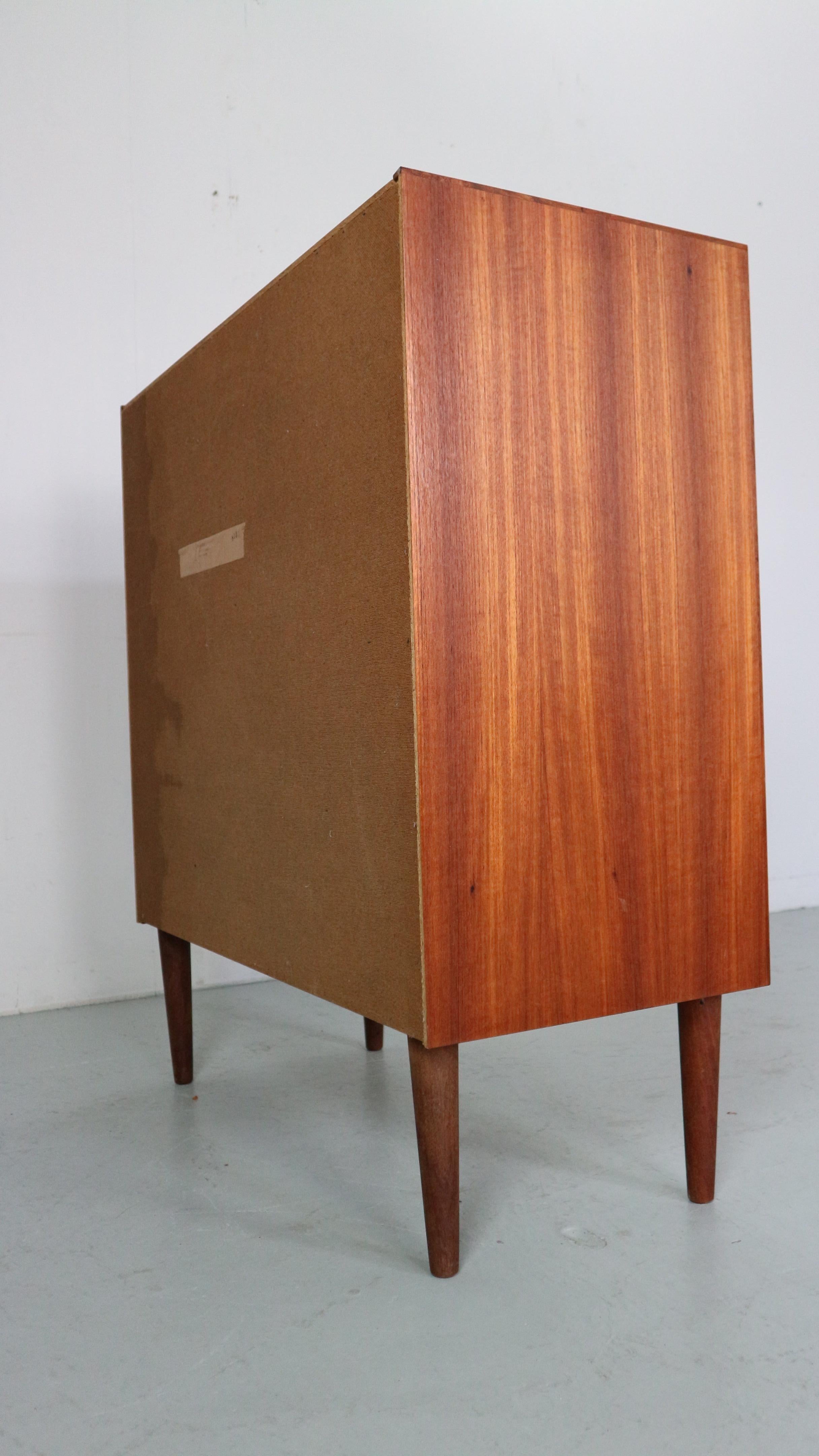 Mid-Century Modern Danish Chest of 5 Drawers, Tallboy in Teak, Denmark, 1960 4