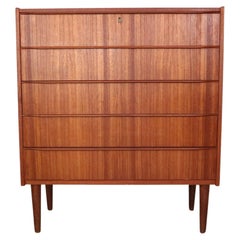 Mid-Century Modern Danish Chest of 5 Drawers, Tallboy in Teak, Denmark, 1960