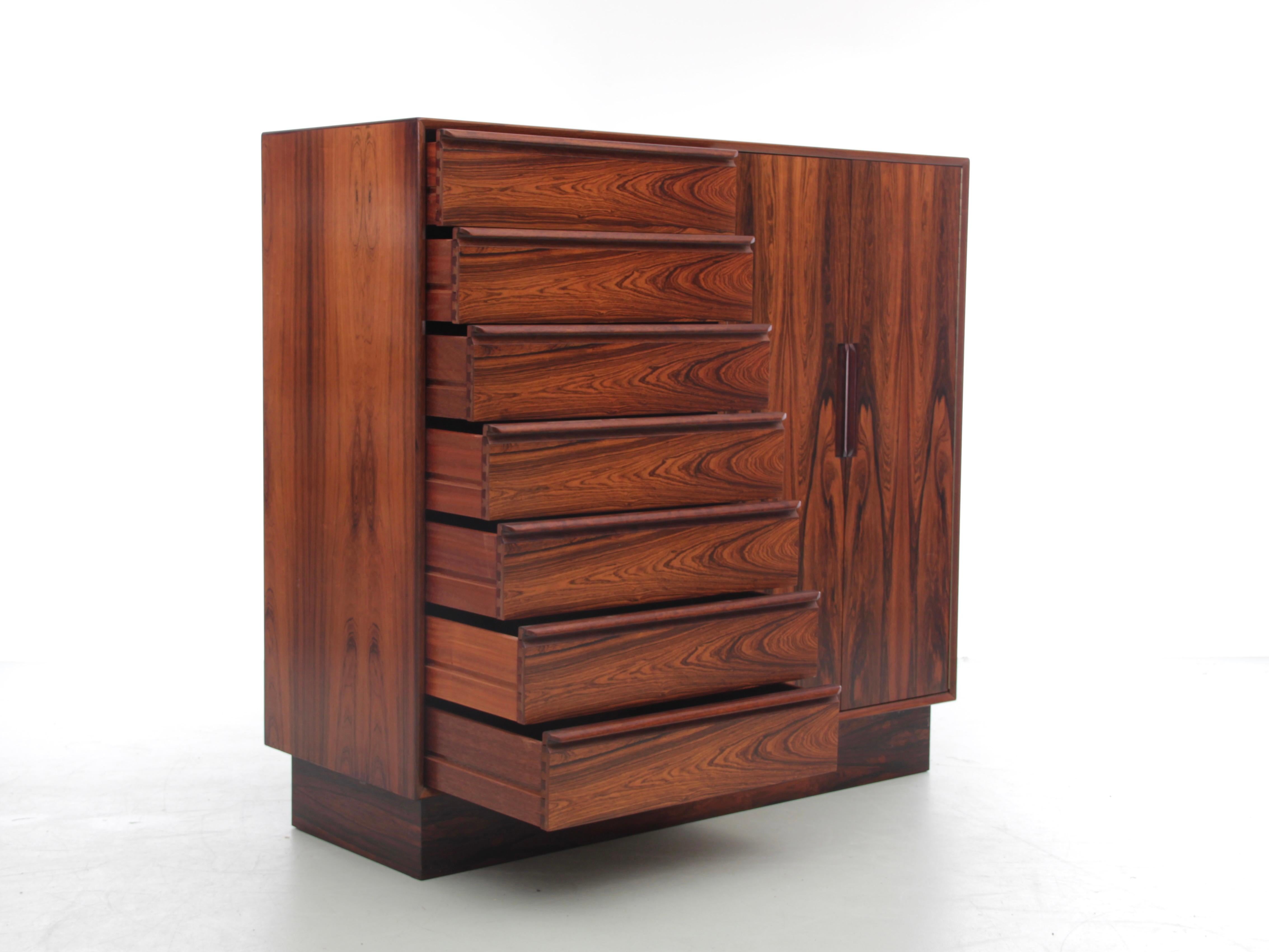 Mid-Century Modern Danish Chest of Drawers and Wardrobe In Good Condition In Courbevoie, FR