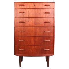 Cómoda danesa moderna de mediados de siglo, Tallboy en teca, años 60