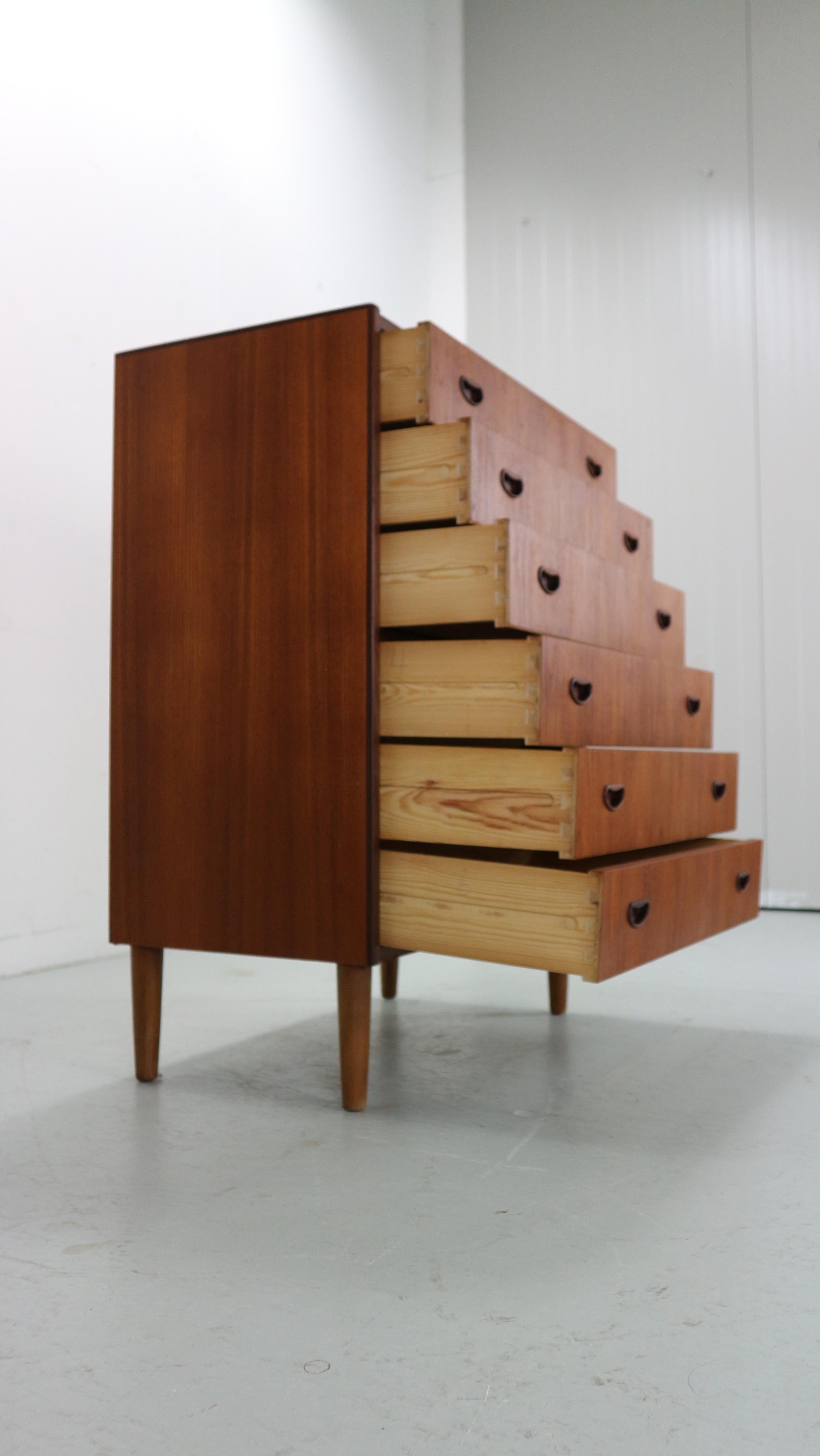 Mid-Century Modern Danish Chest of Six Drawers, Tallboy in Teak, Denmark, 1960 12