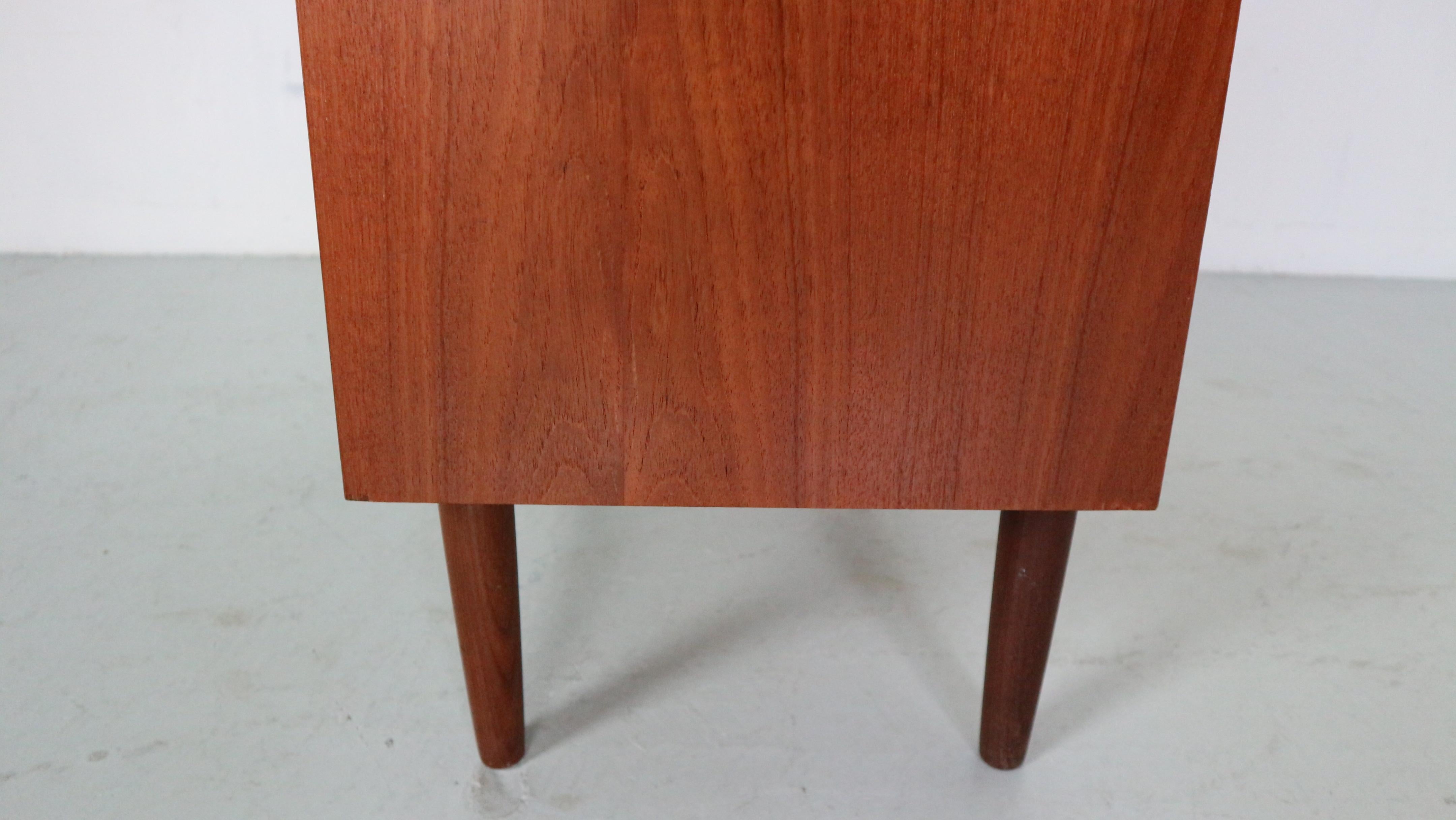 Mid-Century Modern Danish Chest of Six Drawers, Tallboy in Teak, Denmark, 1960 14