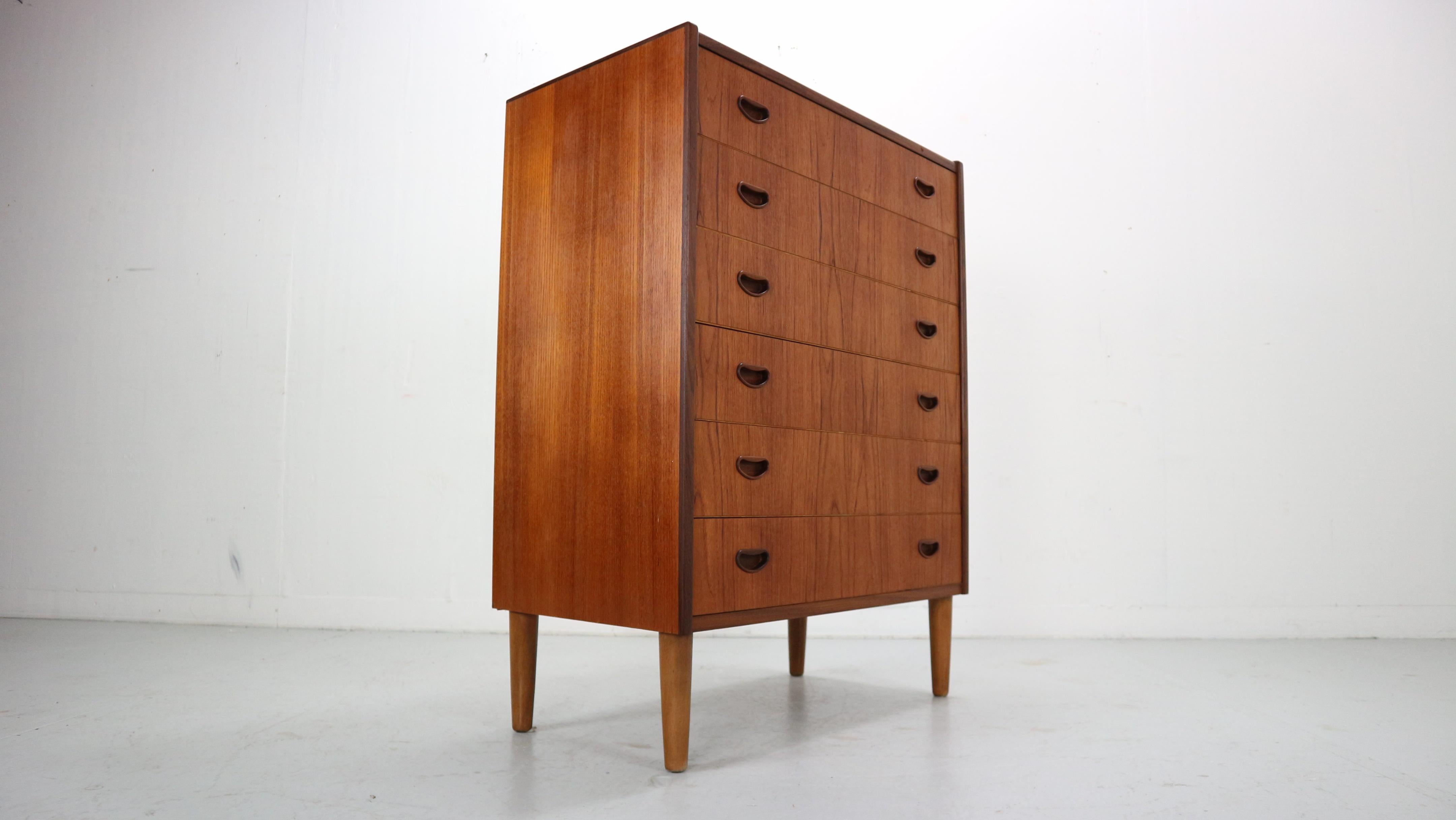 Mid-Century Modern Danish Chest of Six Drawers, Tallboy in Teak, Denmark, 1960 2