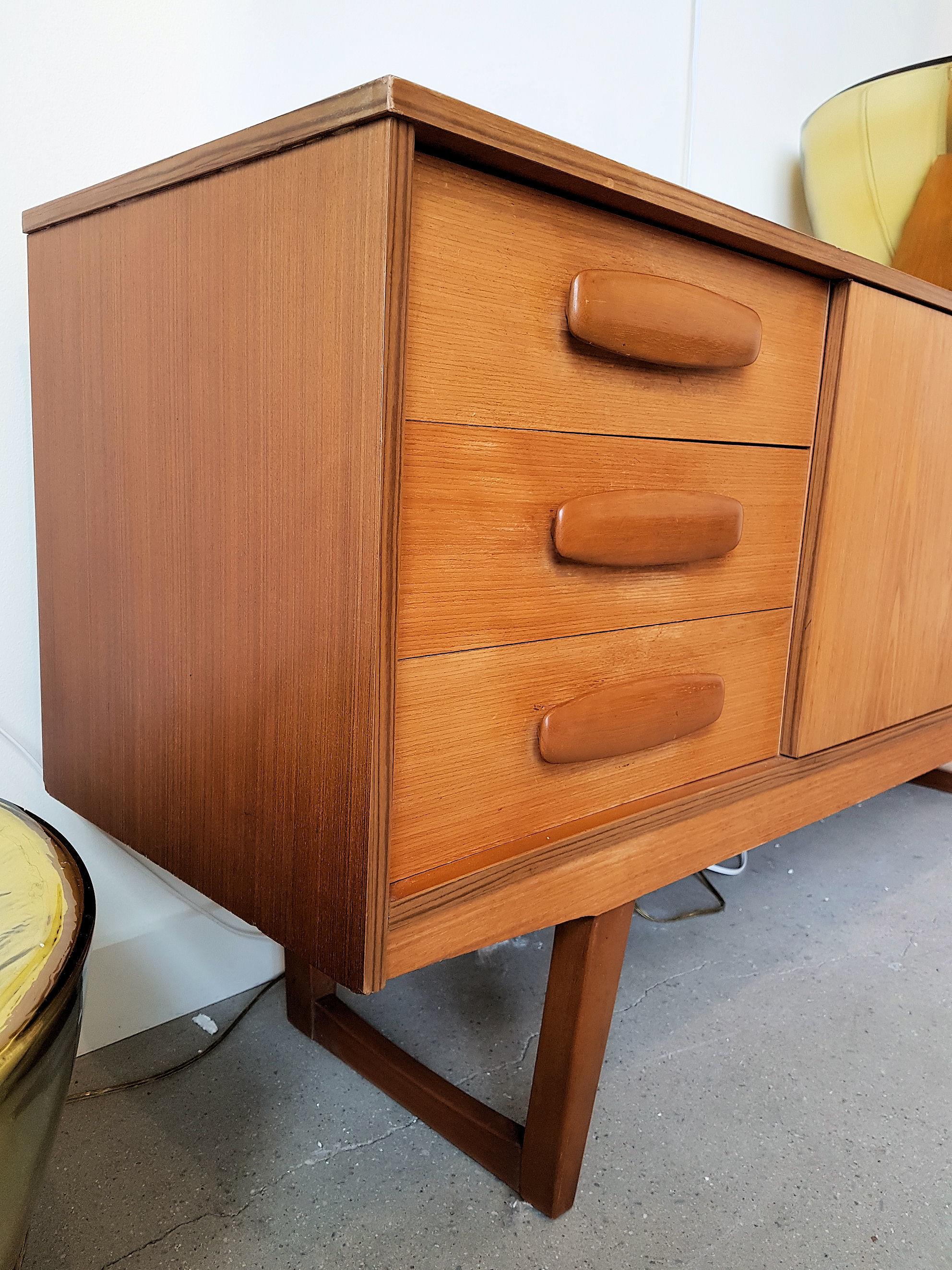 Mid-Century Modern Danish Clear Cherrywood sideboard or Credenza, 1960s 1