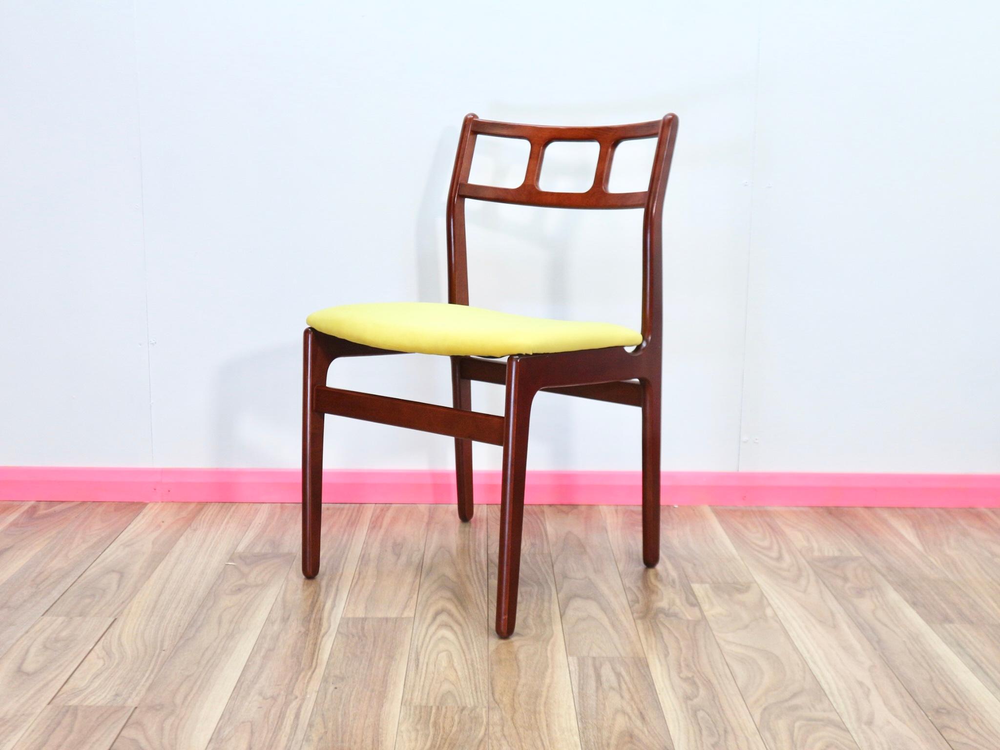 Mid-Century Modern Danish Design Dining Chairs by D, Scan Set of 4 6