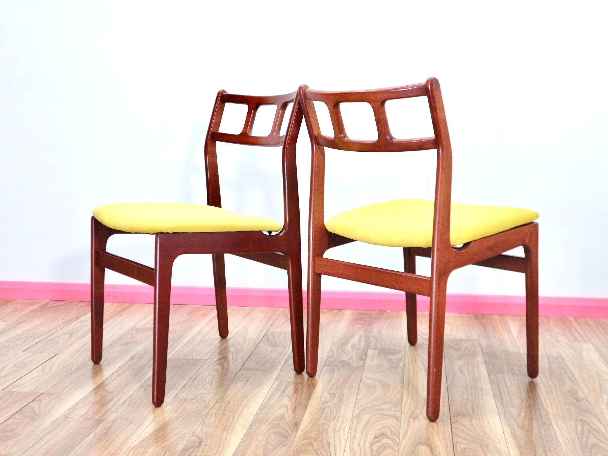 Mid-Century Modern Danish Design Dining Chairs by D, Scan Set of 4 3