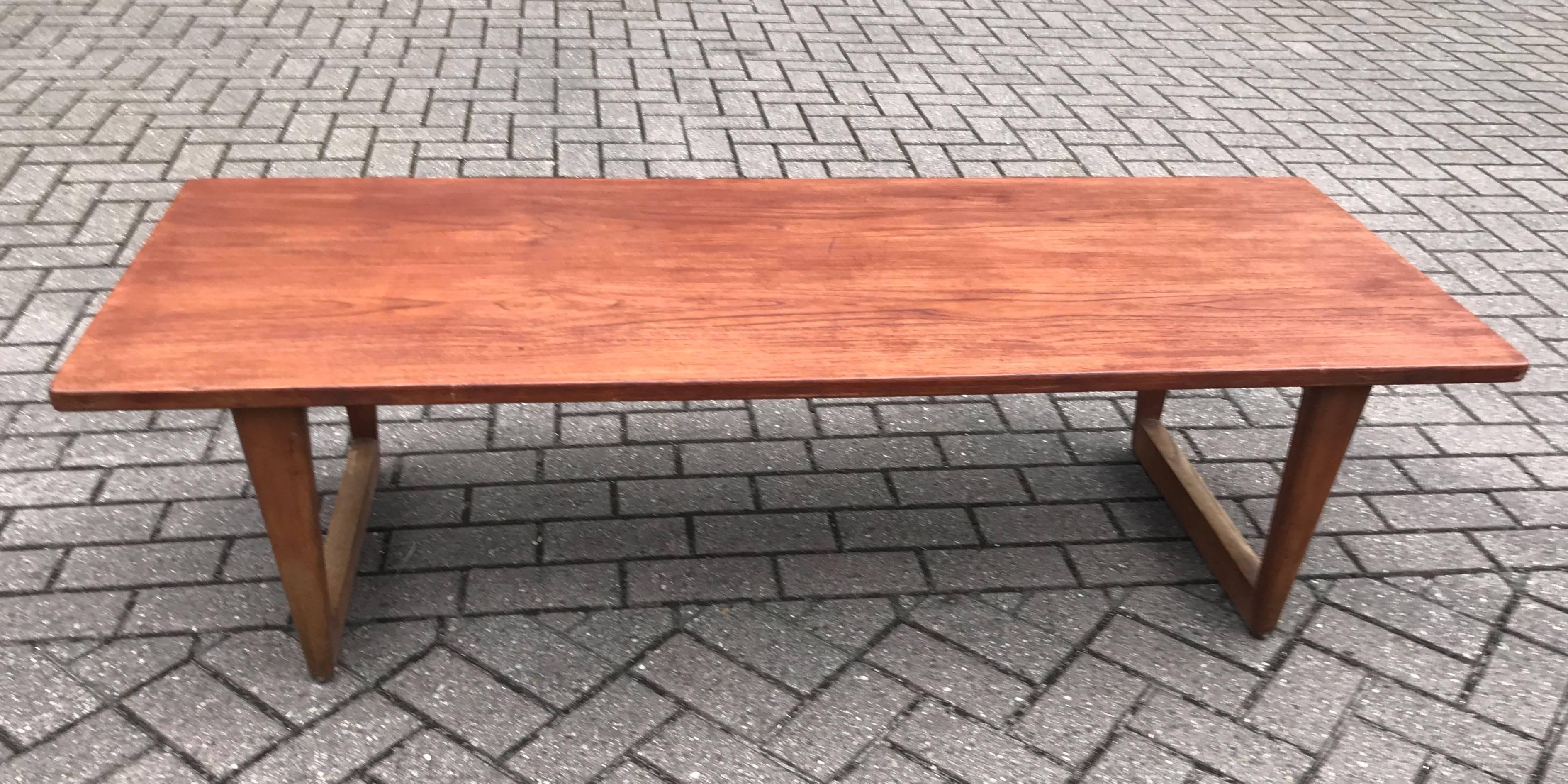 1956 design table by Børge Mogensen, manufactured by Fredericia Stolefabrik.

This vintage Scandinavian table is beautiful in design, in great condition and it can be used for all kinds of purposes. The most logic would be to use it like most