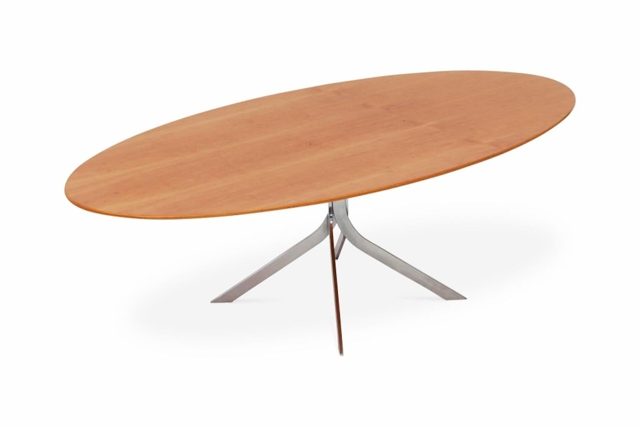 Table basse ovale de design danois moderne du milieu du siècle dernier en vente 1