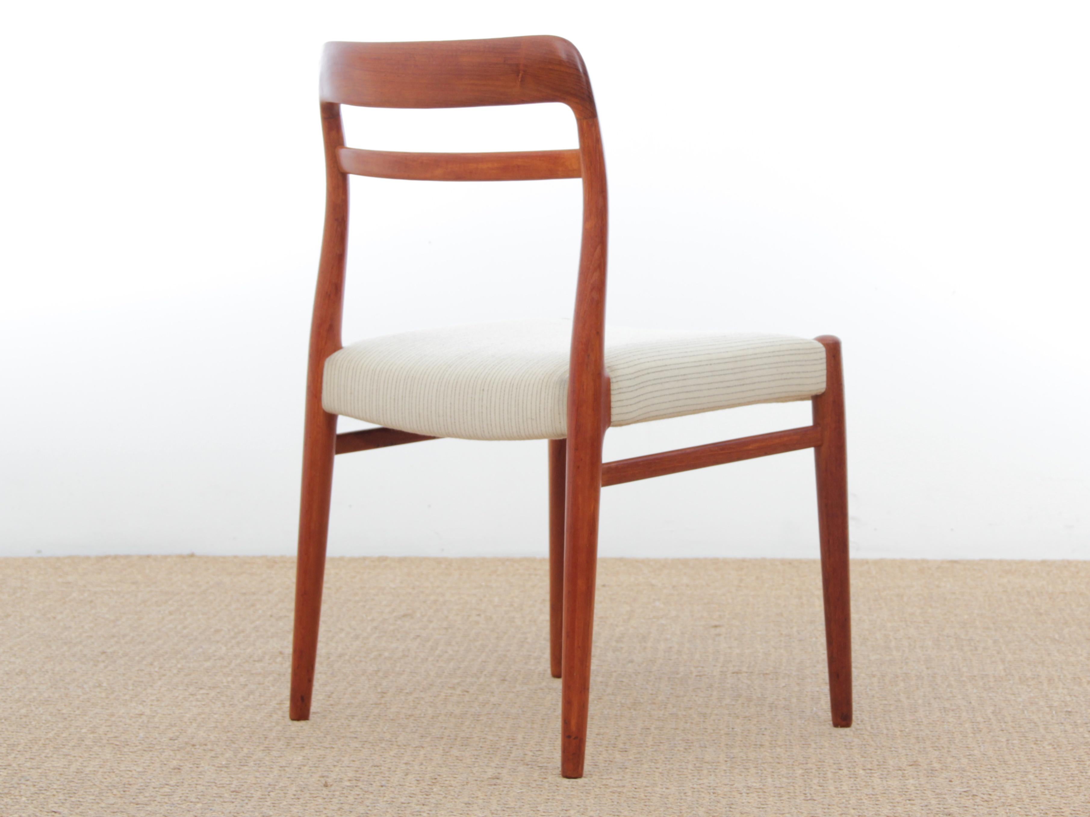 Mid-20th Century Mid-Century Modern Danish Dining Chairs in Teak For Sale