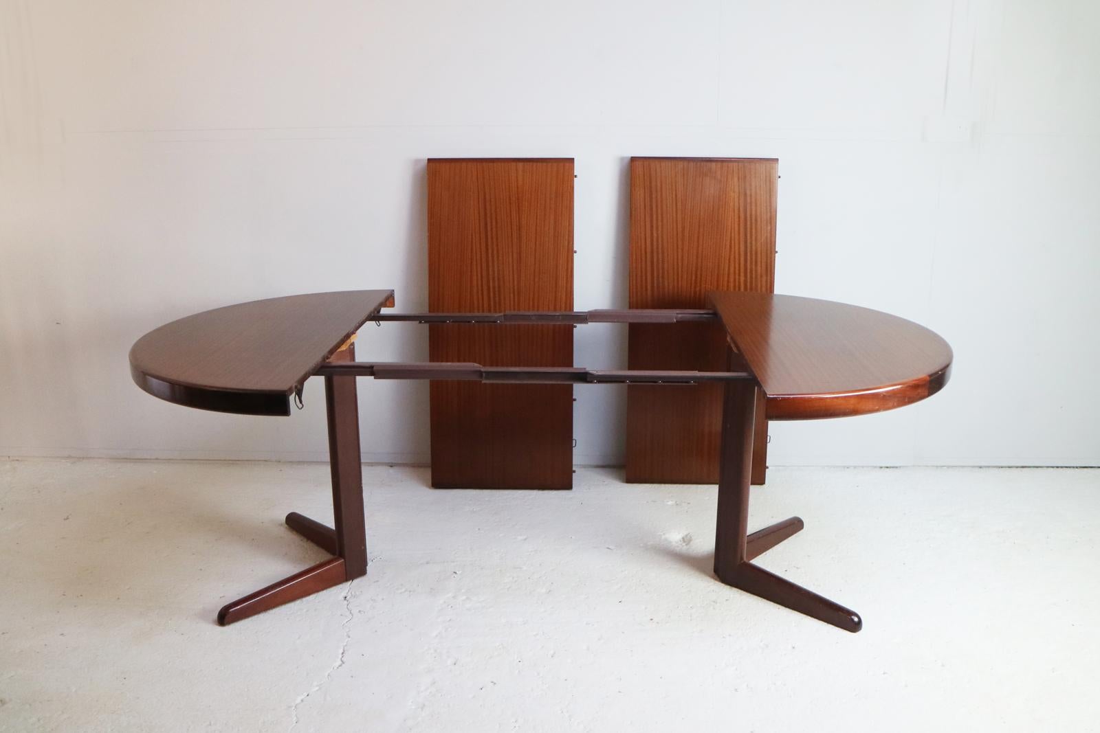 Mahogany Mid-Century Modern Danish Dining Table and 6 Chairs by H.W. Klein for Bramin For Sale