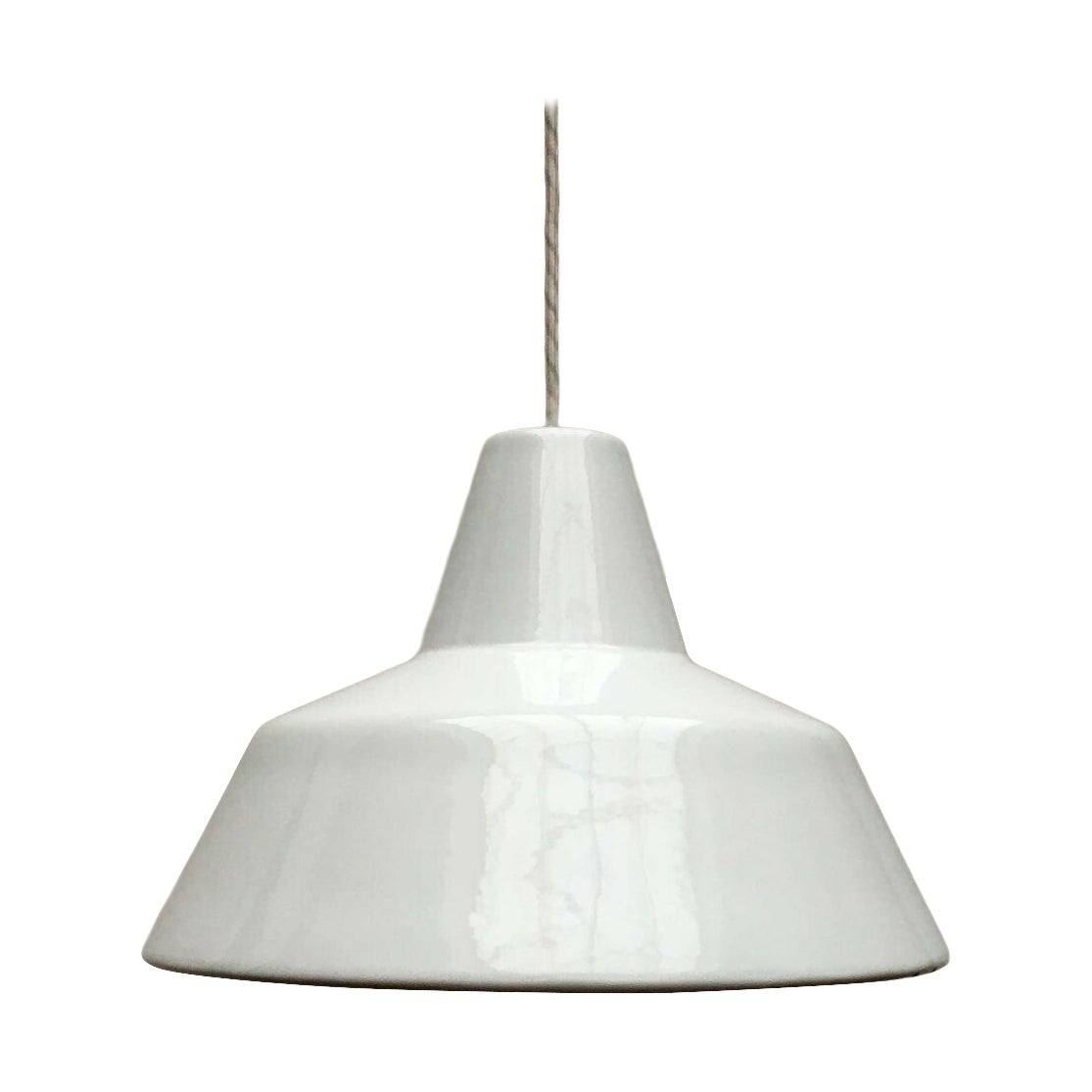 Mid-Century Modern Danish Emaille Amatur Pendant Lamp from Louis Poulsen, 1960s