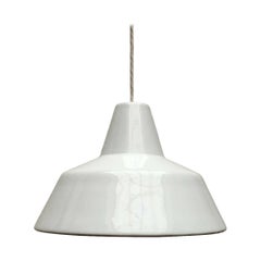 Lampada a sospensione Emaille Amatur di Louis Poulsen, anni '60, Danimarca, metà del secolo scorso