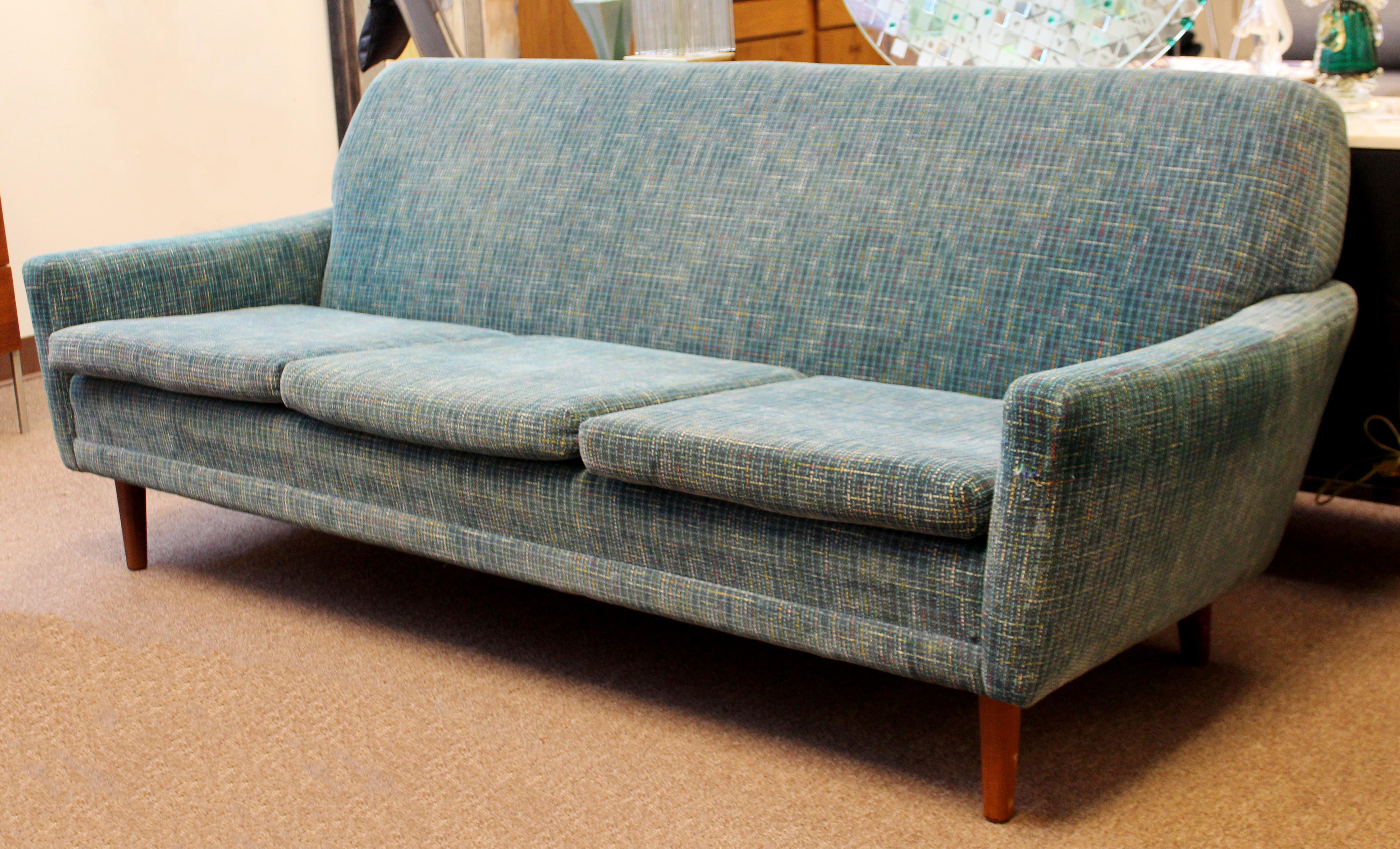 stupendous sofa
