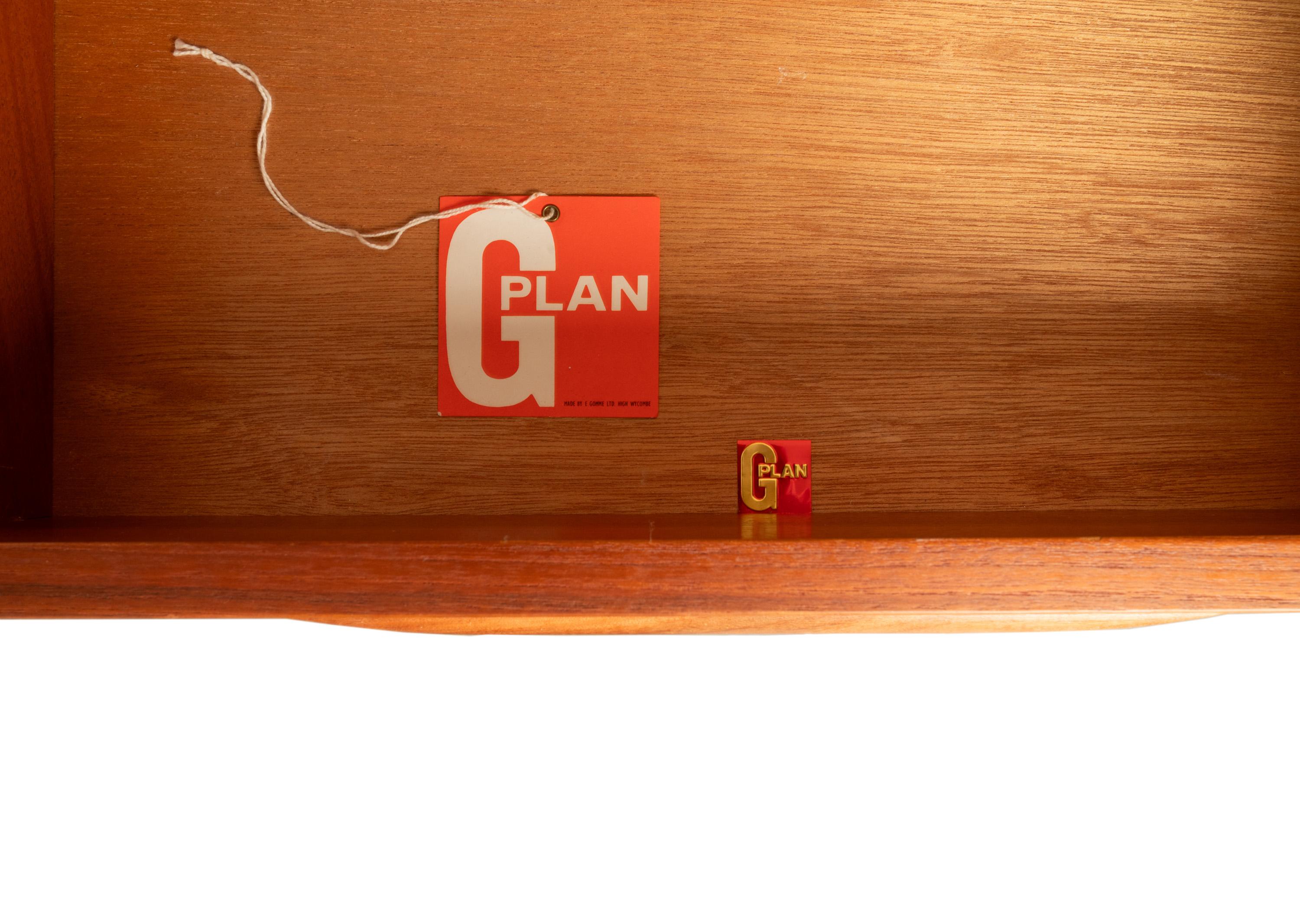 Mid Century Modern Danish G Plan Teak Tall Dresser Chest Six Drawers Fresco 1966 in vendita 7